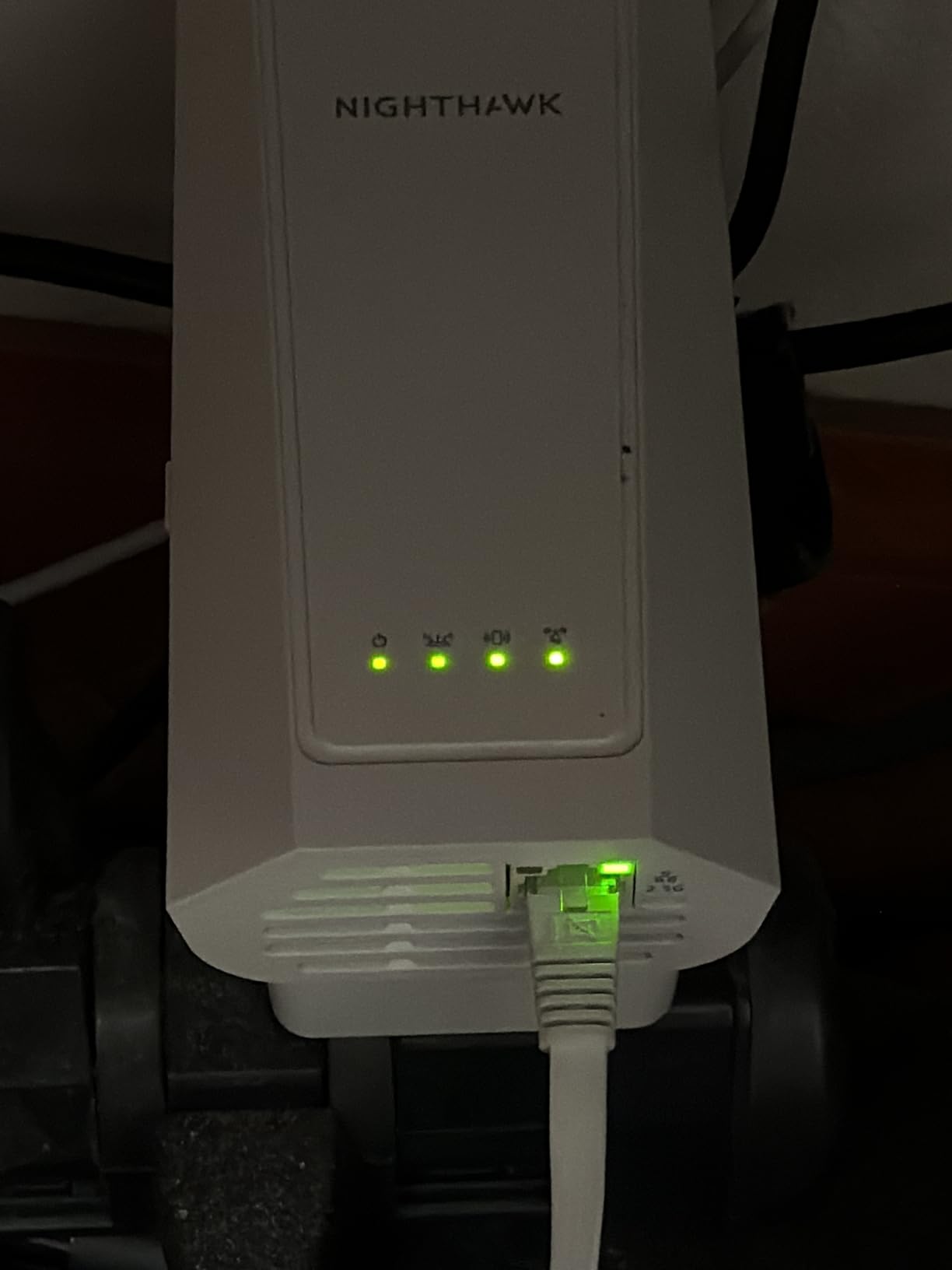 WiFi 7 Range Extender (EXS25) - BE5000 Dual-Band Wireless Signal Booster & Repeater (up to 5 Gbps Speed) - Add up to 1,500 sq. ft., 45 Devices - WPA3 Security, Smart Roaming customer photo 2