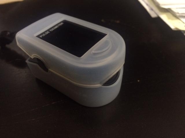 Zacurate 500B-B Wireless Bluetooth Fingertip Pulse Oximeter, Blood Oxygen Monitor with Free App, SpO2, Plethysmograph, and Perfusion Index Finger Oxygen Sensor customer photo 2