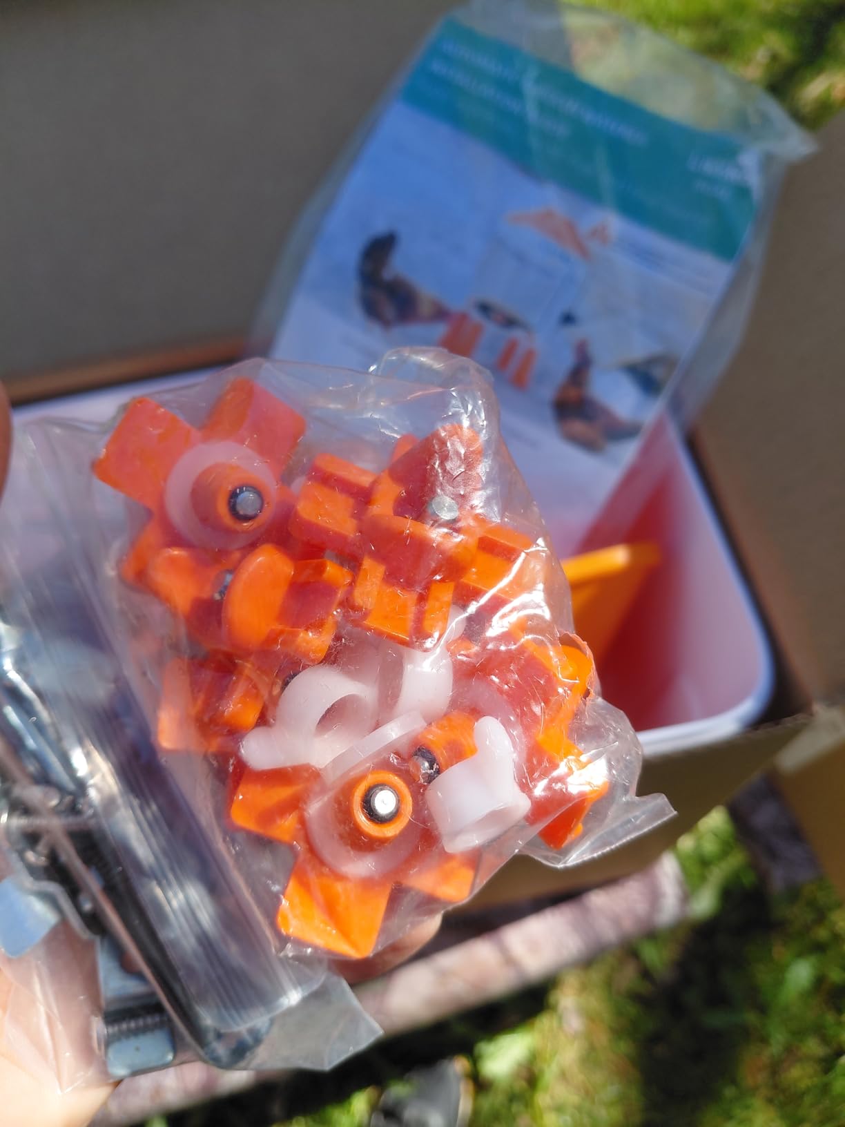 Lilyang Heated Chicken Waterer 3 Gallon, 250W Chicken Water Heater with Thermostat Control, Freeze-Proof Poultry Drinker for Winter, Hanging/Standing Use customer photo 1