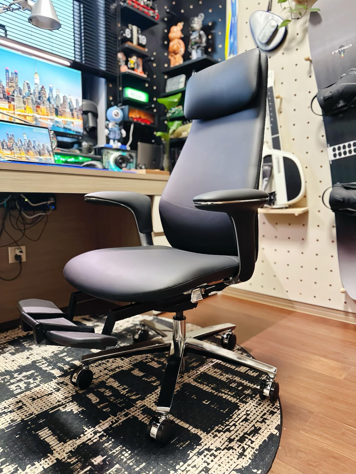 TOMU Executive Office Chair with Foot Rest, Top Grain Genuine Leather Office Chair, Ergonomic High Back Design. Real Leather, Wheels, Aluminum Base. Padded Armrest, Luxury and Comfy customer photo 1