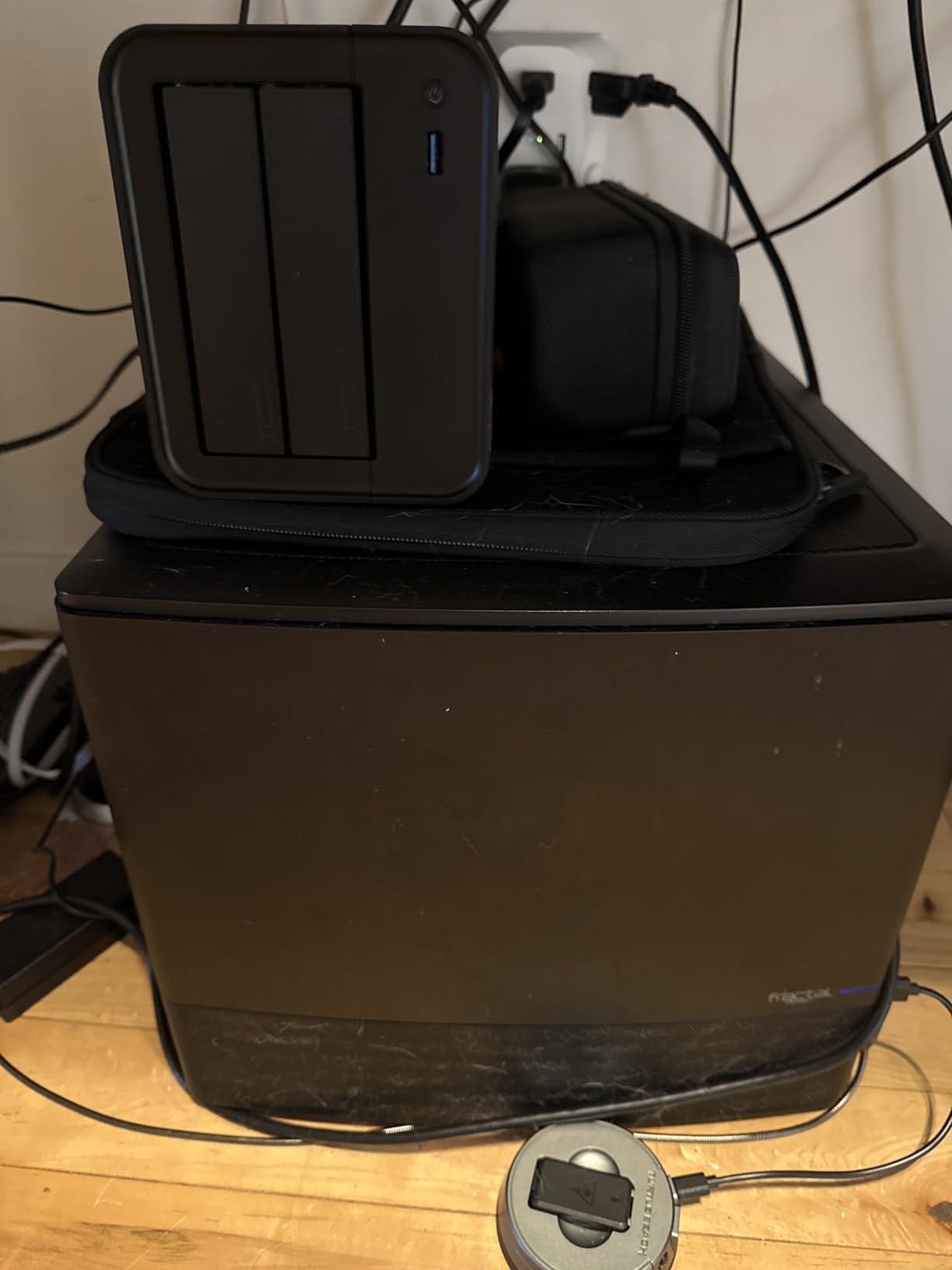 TerraMaster F4-425 4-Bay NAS Storage, Intel x86 Quad-Core CPU, 4GB RAM, 2.5GbE LAN, Network Attached Storage Multimedia Server (Diskless) customer photo 2