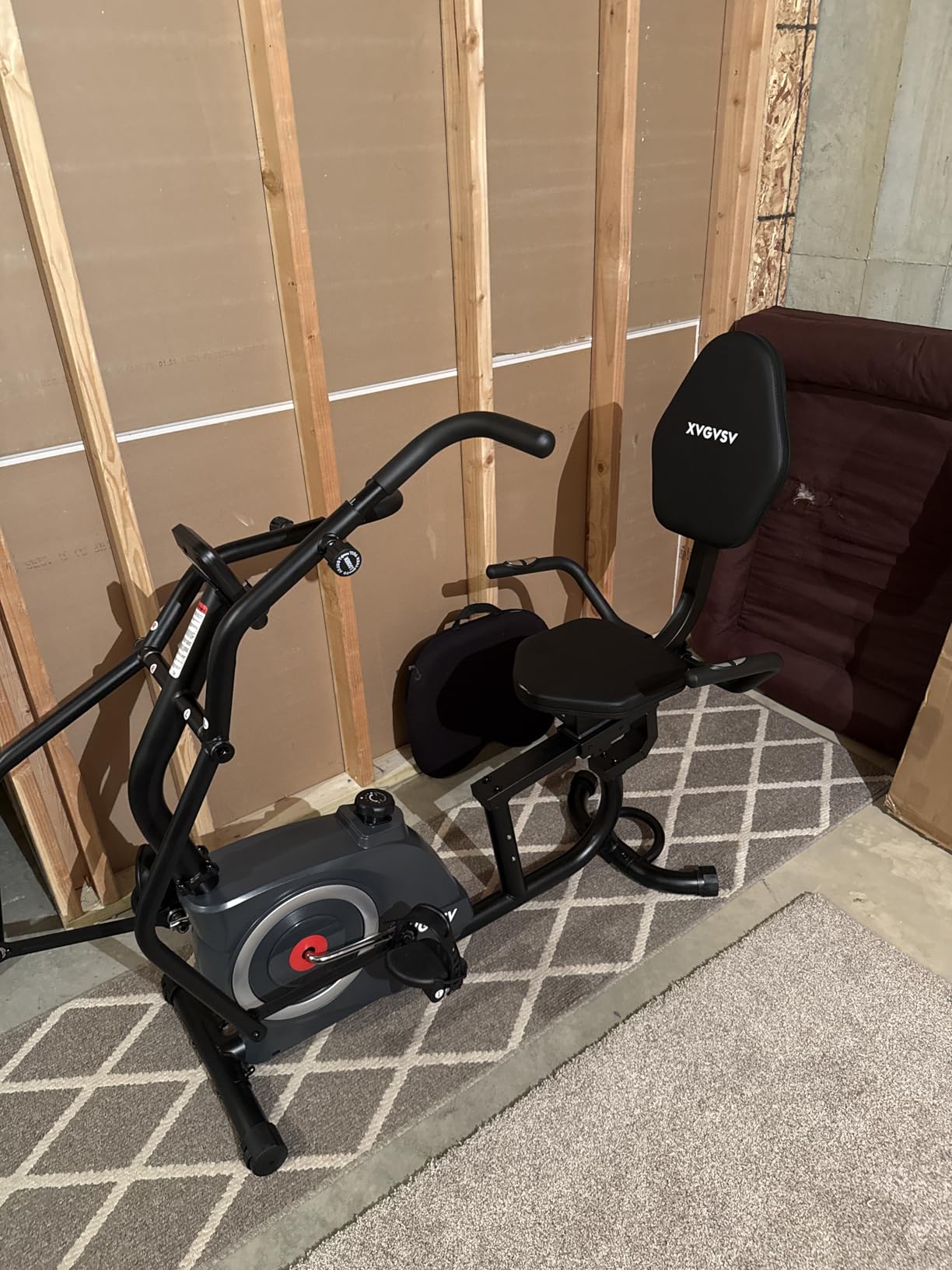 Recumbent Exercise Bike, Recumbent Stationary Bike for Home, Recumbent Bike with 400LB Weight Capacity Whisper-Quiet 16 Levels Magnetic Resistance Heart Rate and Multi-Function LCD Comfortable Seat customer photo 1