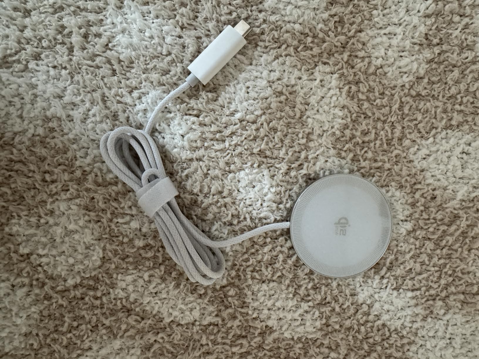 25W Magnetic Wireless Charging Pad: Qi2.2 Qi2 MagSafe Fast Charger for iPhone Air 17e 17 16 15 14 Pro Max, Samsung Galaxy S26 S25, Google Pixel 10 & AirPods (White, 2 Pack) customer photo 1