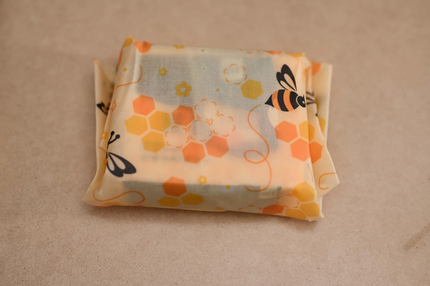 Beeswax Wraps for Food Roll(13x39inch), Organic Beeswax Wrap Beeswax Food Wraps Reusable Food Wrap Sustainable Beeswax Paper Beeswax Sandwich Wrap Beeswax Storage Beeswax Cloth Beeswax Food Wrappers customer photo 2