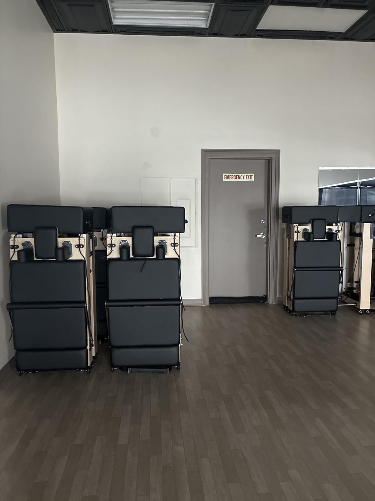 Pilates Reformer, Maple Wooden Foldable Pilates Reformer Machine with 6 Springs, Sitting Box, Padded Jump Board, Quick-Assembly for Home Workouts Studio Yoga customer photo 1