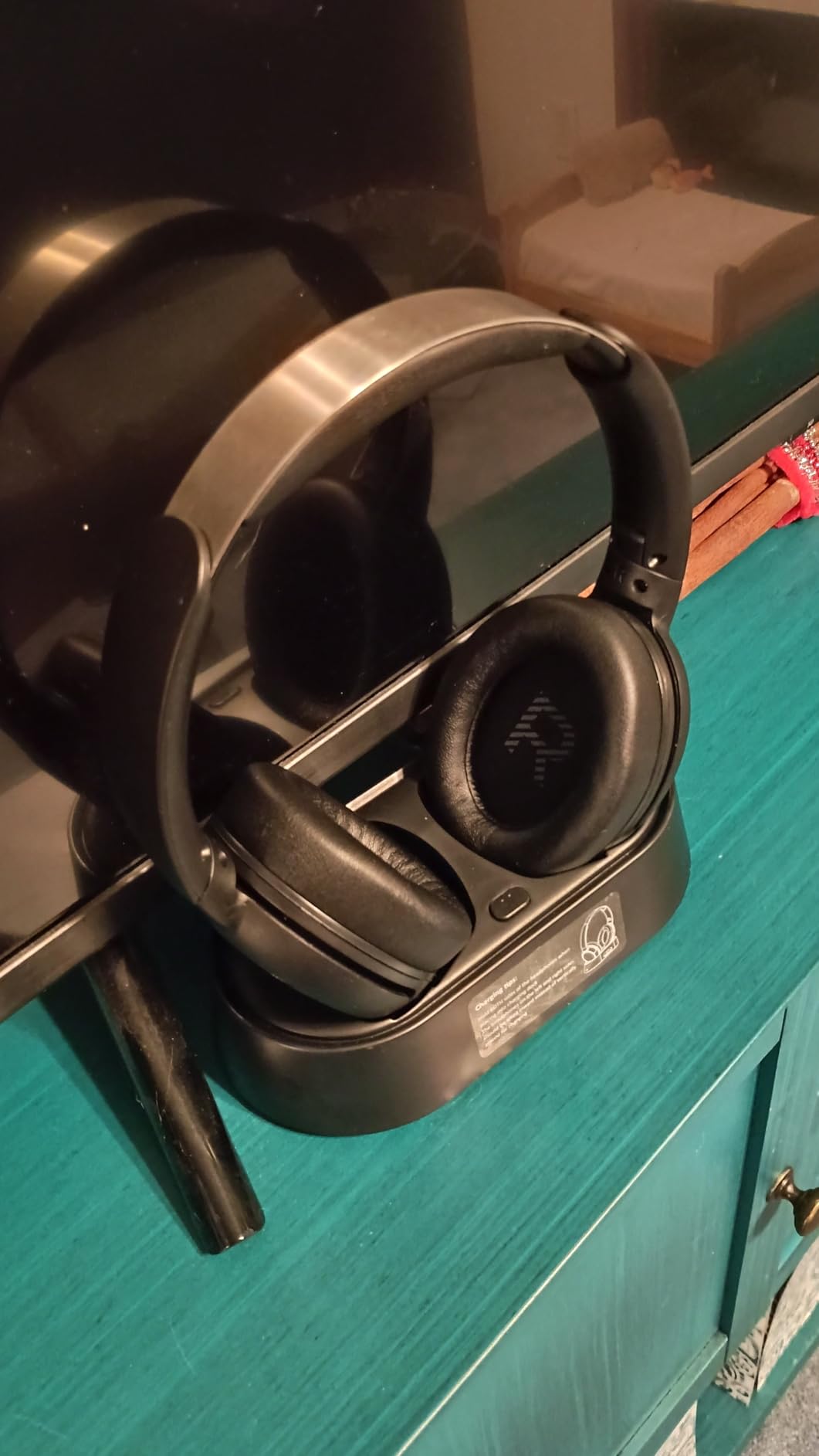 Wireless Headphones for TV Watching, TV Headphones with Transmitter Charging Base, Bluetooth V5.3, No Lip-Sync Delay, Clear Voice, Plug & Play, Comfortable, Gifts for Elderly/Seniors customer photo 1