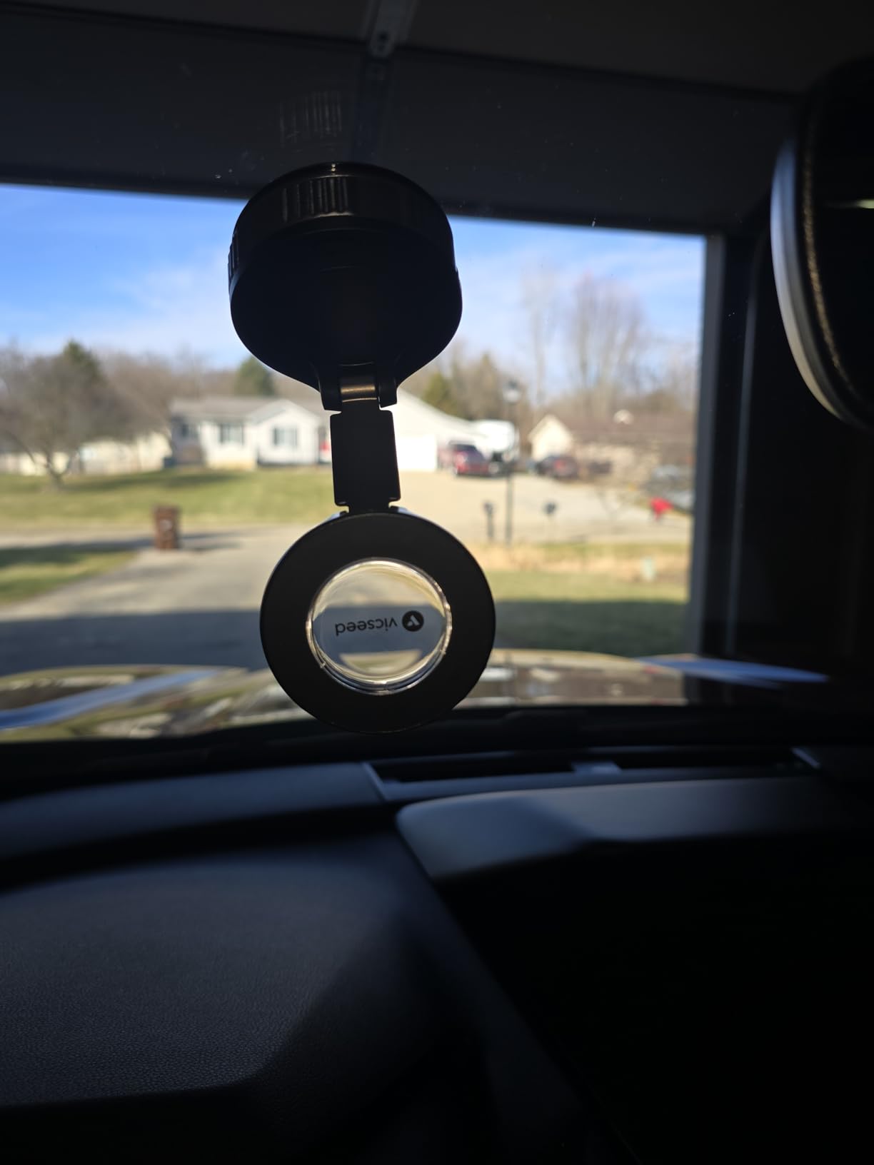 VICSEED 2026 Upgraded Car Phone Holder for Magsafe Car Mount [85 LBS Strongest Suction] Vacuum Magnetic Phone Holders for Your Car 360° Adjustable Car Phone Mount for iPhone 17 Pro Max 16 15 14 13 12 customer photo 2