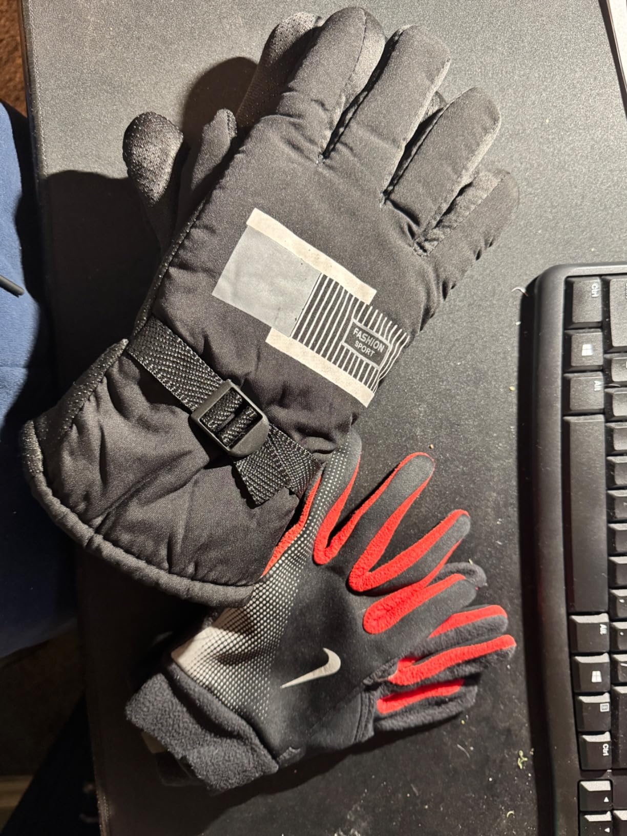 Meoneo Heated Gloves for Men Women - Rechargeable Battery Electric Gloves Waterproof & Double Windproof Winter Gloves for Camping Fishing Ski Hunting Riding Motorcycle Outdoor customer photo 2