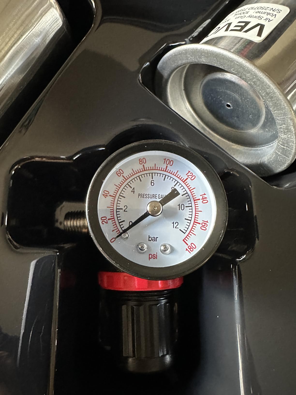 VEVOR Air Texture Spray Gun, 1.45 Gallon Air Hopper Spray Gun, Professional Drywall Texture Painting Sprayer with 3 Nozzles (3.5mm, 6mm, 8mm) for Popcorn, Knockdown, Orange Peel Textures customer photo 1