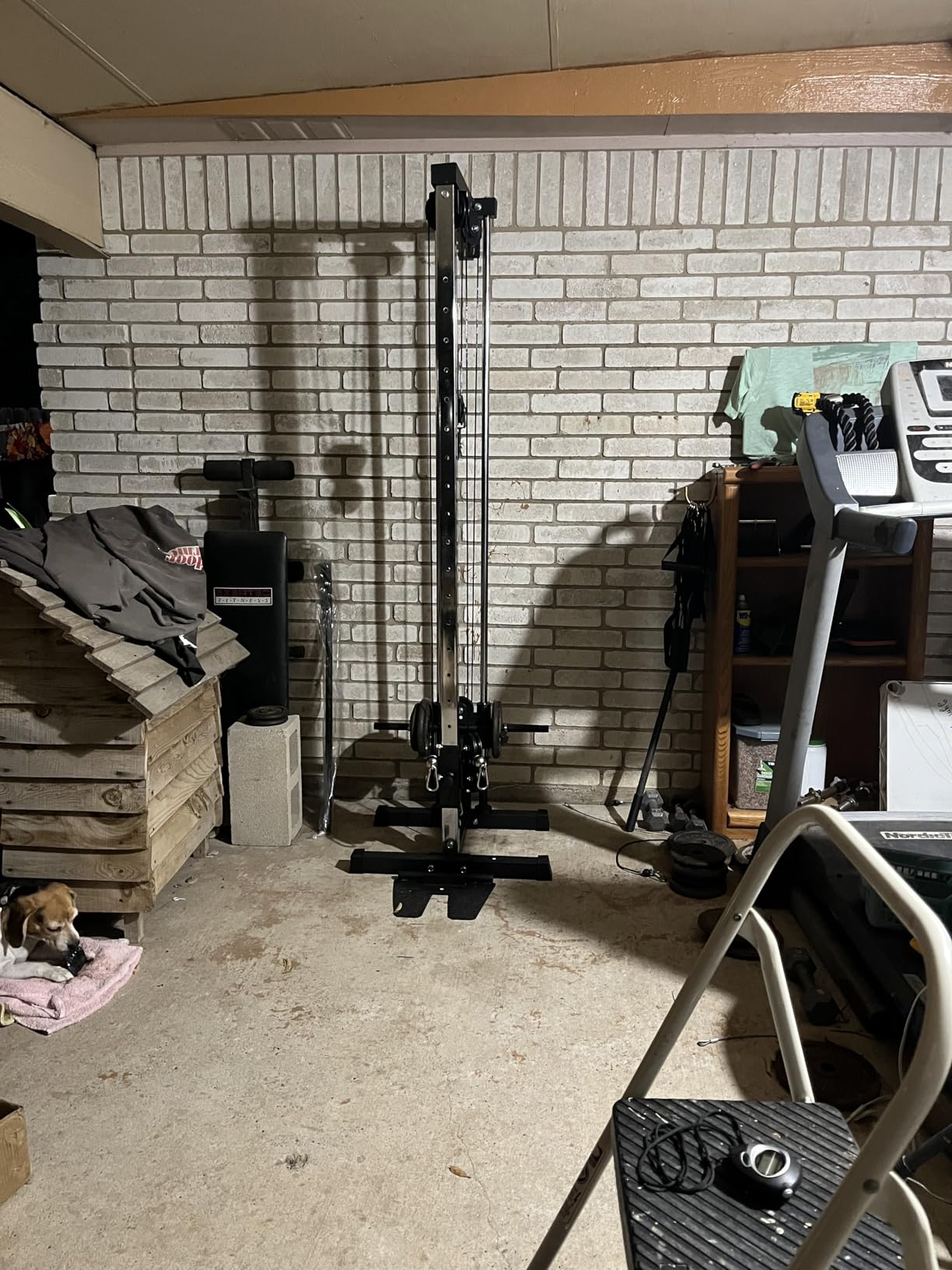 Wall Mount Cable Station - Dual Pulley Cable Crossover Machine with 18 Adjustable Positions, Tricep Rope, T-Bar, LAT Pulldown Bar & Foot Board for Home Gym Strength Training customer photo 1