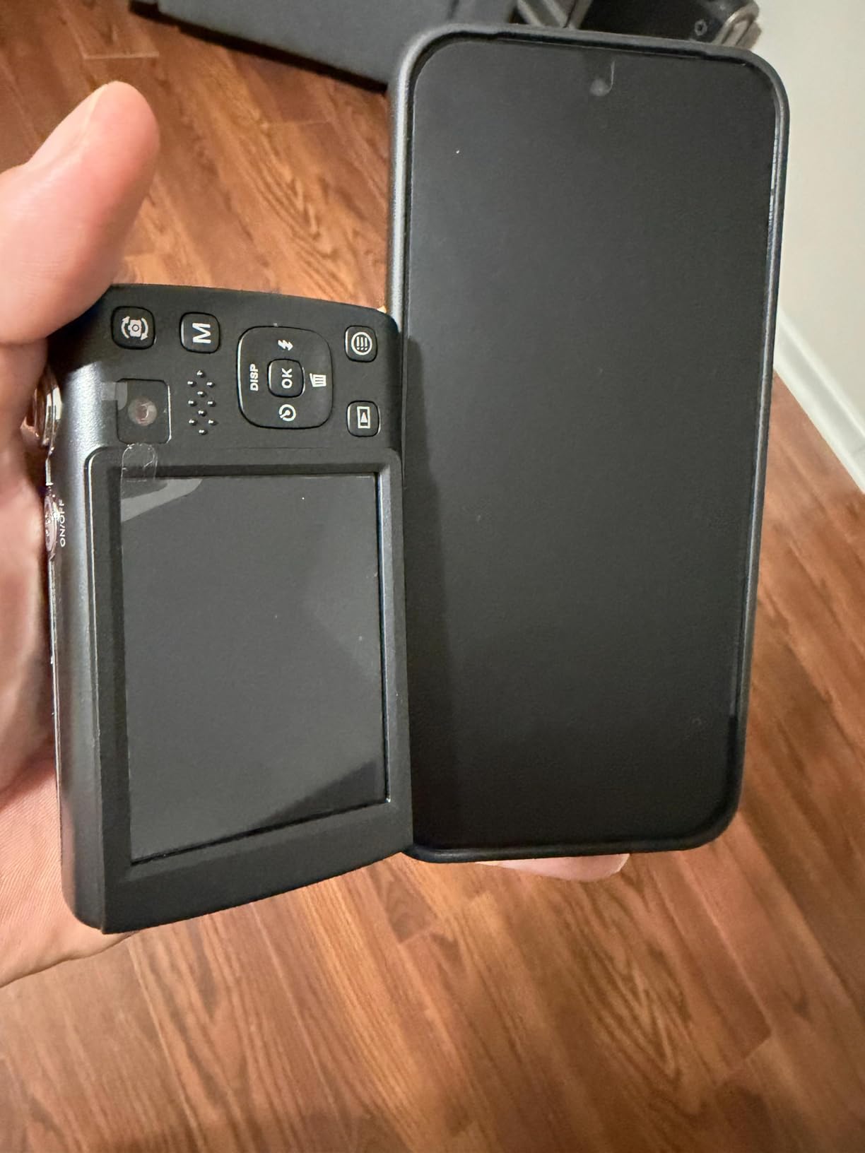 88MP Digital Camera for Photography, 2026 New WiFi 8K Vlog Video Camera for YouTube with Touch Screen, Dual Lens, Autofocus Anti-Shake, 16X Zoom, Small Travel Camera, 64GB TF Card, 2 Batteries, White customer photo 1