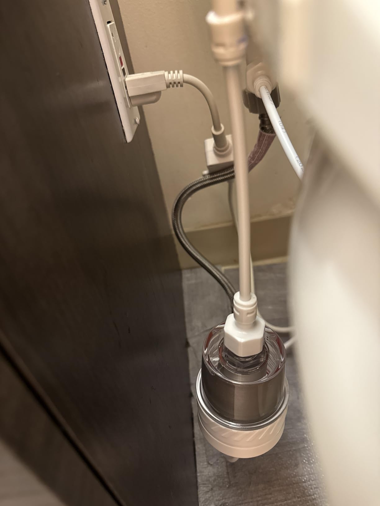 TOTTE Smart Bidet Toilet Seat with Auto Open/Close Lid - Elongated Heated Seat, Instant Warm Water & Air Dryer, Remote Control, Stainless Steel Filter, Multiple Wash Modes & ECO Mode customer photo 2