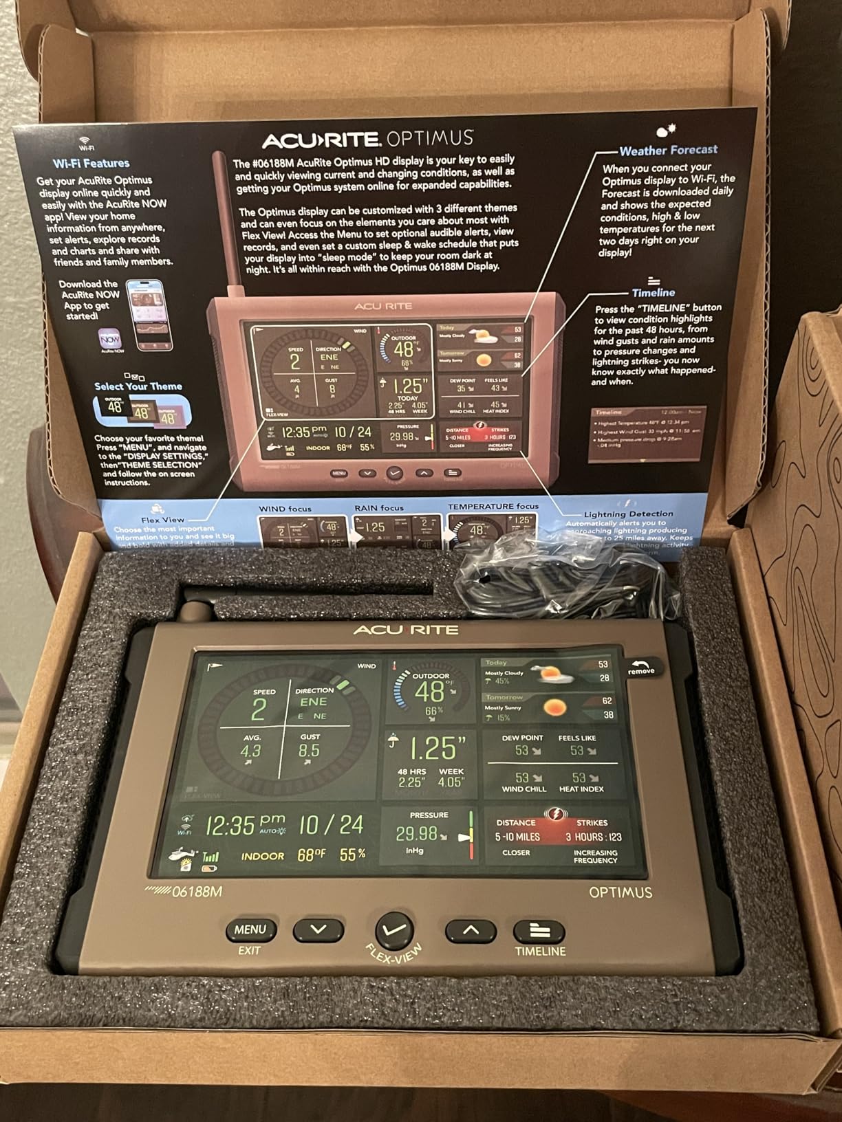 AcuRite Optimus Weather Station with Wi-Fi HD Display, Built-in Barometer, Lightning Detection, Indoor/Outdoor Temperature and Humidity, Wind Speed/Direction, and Rainfall Measurements customer photo 1