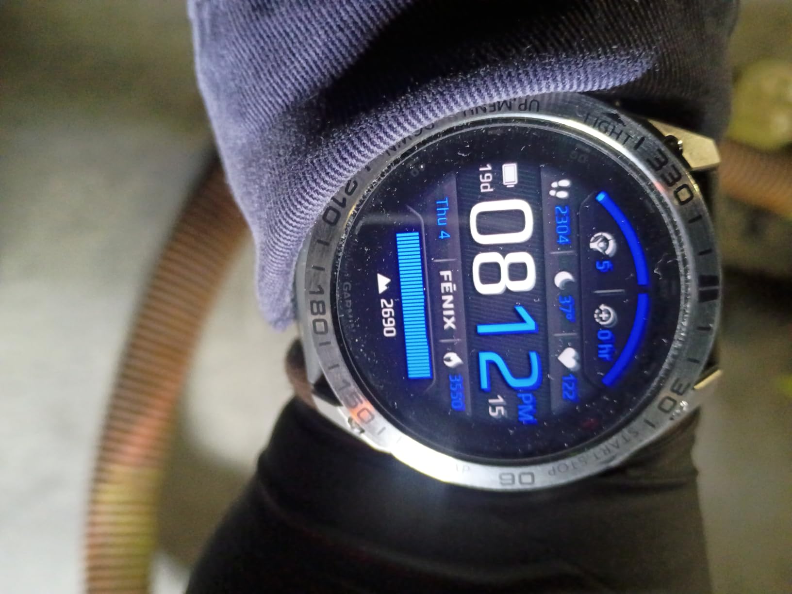 fēnix 8 Pro, 51mm, AMOLED Display, Premium Connected Multisport GPS Smartwatch, inReach Technology, Sapphire, Carbon Gray DLC Titanium with Black/Pebble Gray Silicone Band customer photo 2