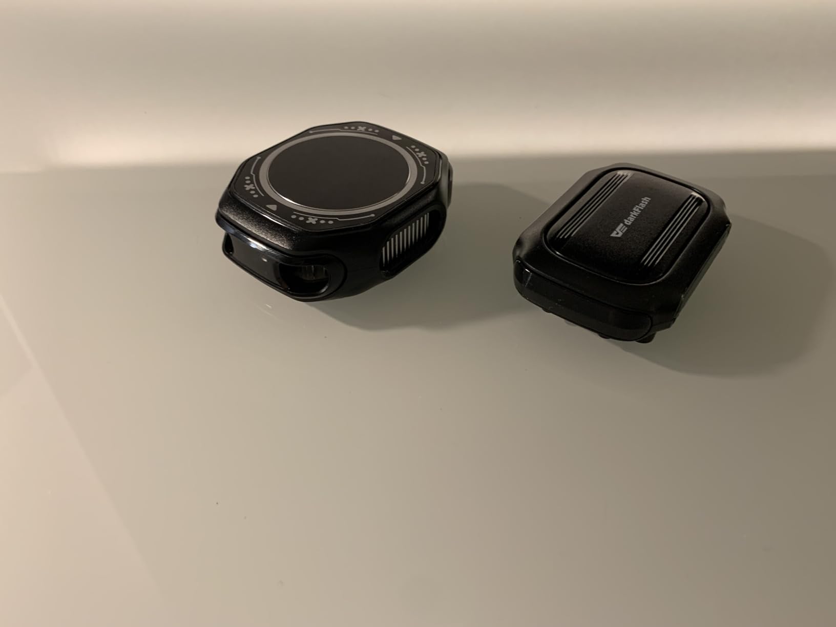 darkFlash Magnetic Cell Phone Cooler for Gaming, Portable Phone Cooling Fan with Rechargeable Battery, Phone Radiator with RGB Light, Compatible with iPhone/Samsung/Android/iPad/Tablet (DK-GT) customer photo 2