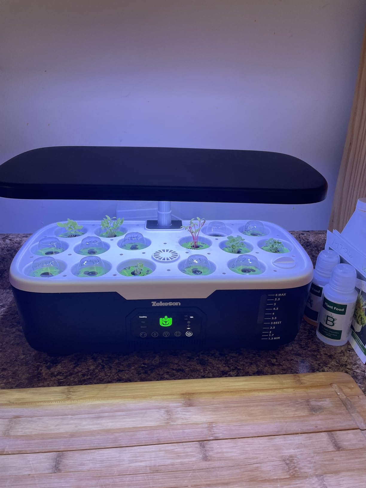 Misting Hydroponic Growing System Kit 15-Pods Indoor Smart Herb Garden Planter with LCD Touch Panel 6L Large Tank for Herb/Vegetables/Flowers/Fruits,Gardening Gifts for Women Men Beginners-White customer photo 1