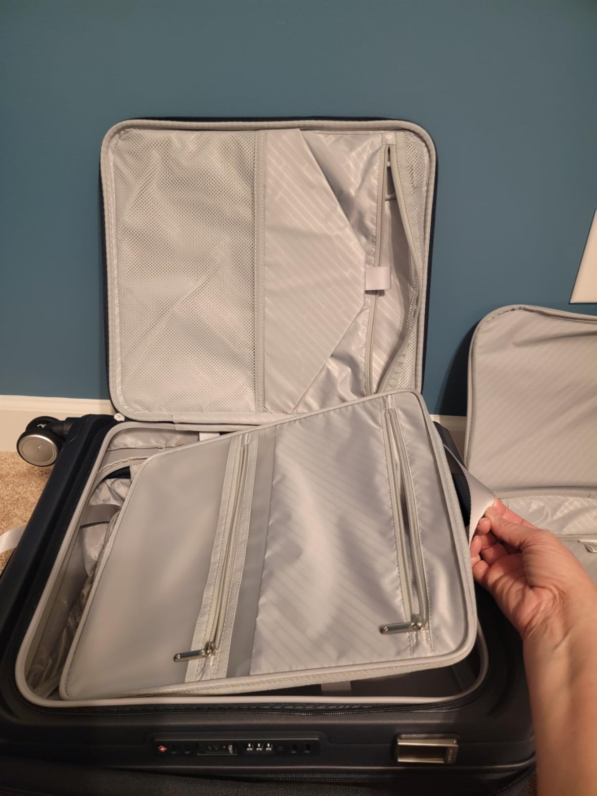 Samsonite Paralux Global Carry-On Luggage - Innovative Design - Quick Access Front Pocket - Dual Suspension Wheel Technology - TSA Lock - Expandable - Includes Removable Packing Cubes - Olive customer photo 2