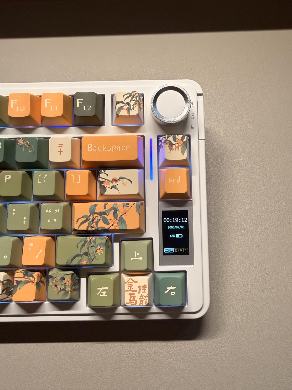 AULA S75 PRO Wireless Mechanical Keyboard with Screen&Knob, Tri-Mode Hot Swappable Gaming Keyboard 75%, Pre-lubed Switches, RGB Backlit, Side Printed PBT Keycaps, Creamy Sounding Computer Keyboards customer photo 2