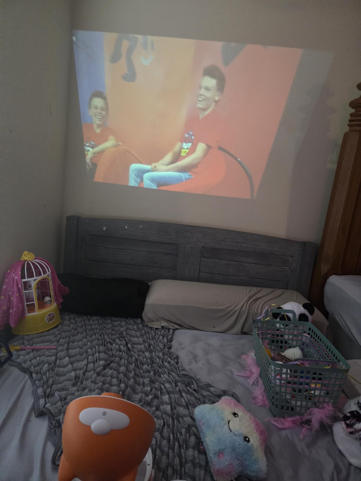 Caydo T3 AI Drawing Projector with 700+ Tracing Patterns & Multi-Function App, Eye-Safe Learn to Draw Art Projector for Kids, STEM Educational Craft Toy Gift for Boys Girls Ages 5-8-10-12 customer photo 2