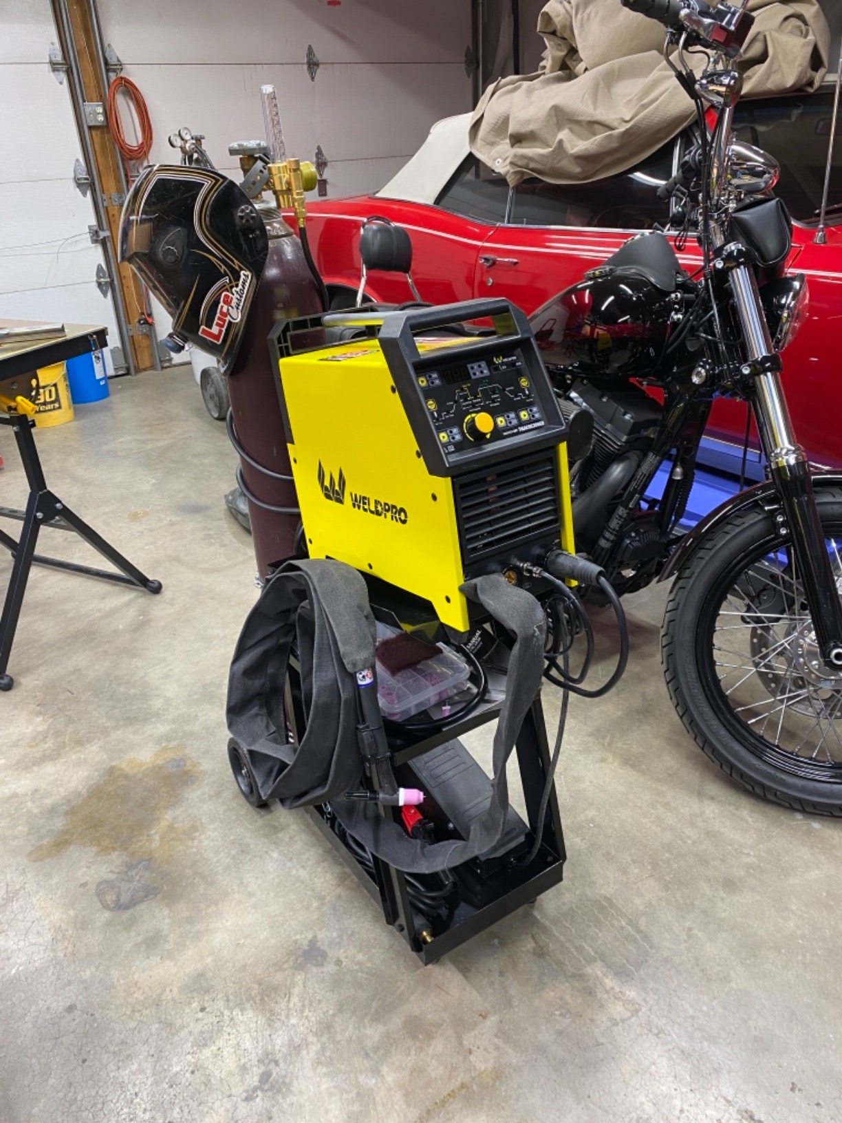 Weldpro TIG Welder AC/DC 200A with Pulse, Aluminum TIG Welder 110V/220V with TIG Torch AC TIG/DC TIG/AC PULSE TIG/DC PULSE TIG/Stick 5 in 1 MultiProcess Welding Machine with Foot Pedal customer photo 2