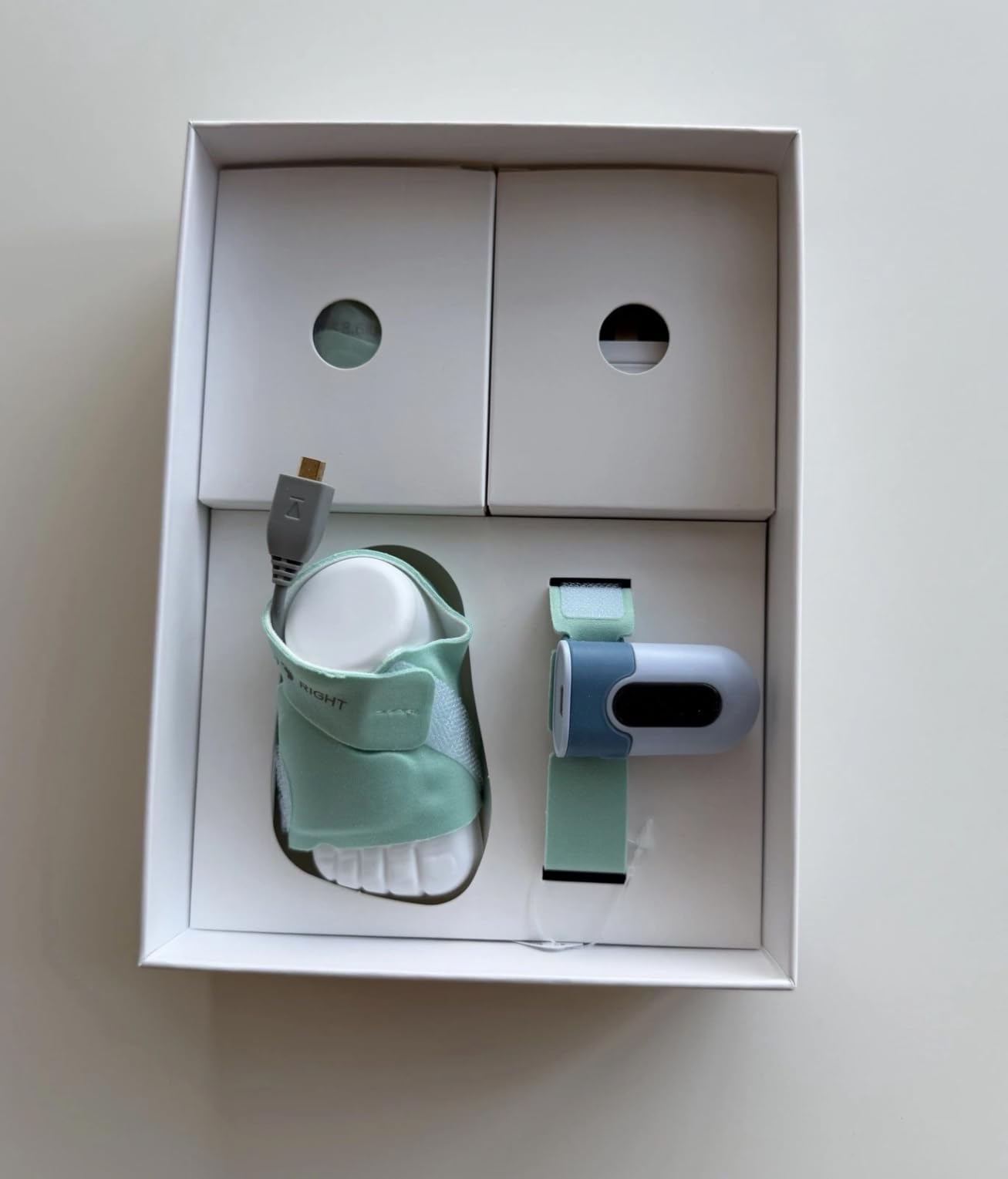 Babytone Baby Sock Monitor, Tracks Real-Time Heart Rate and Movement, with Notification and Sleep Patterns, Smart Baby Monitor No WiFi with Bluetooth and Free APP, for 0-36 Months Newborn customer photo 1