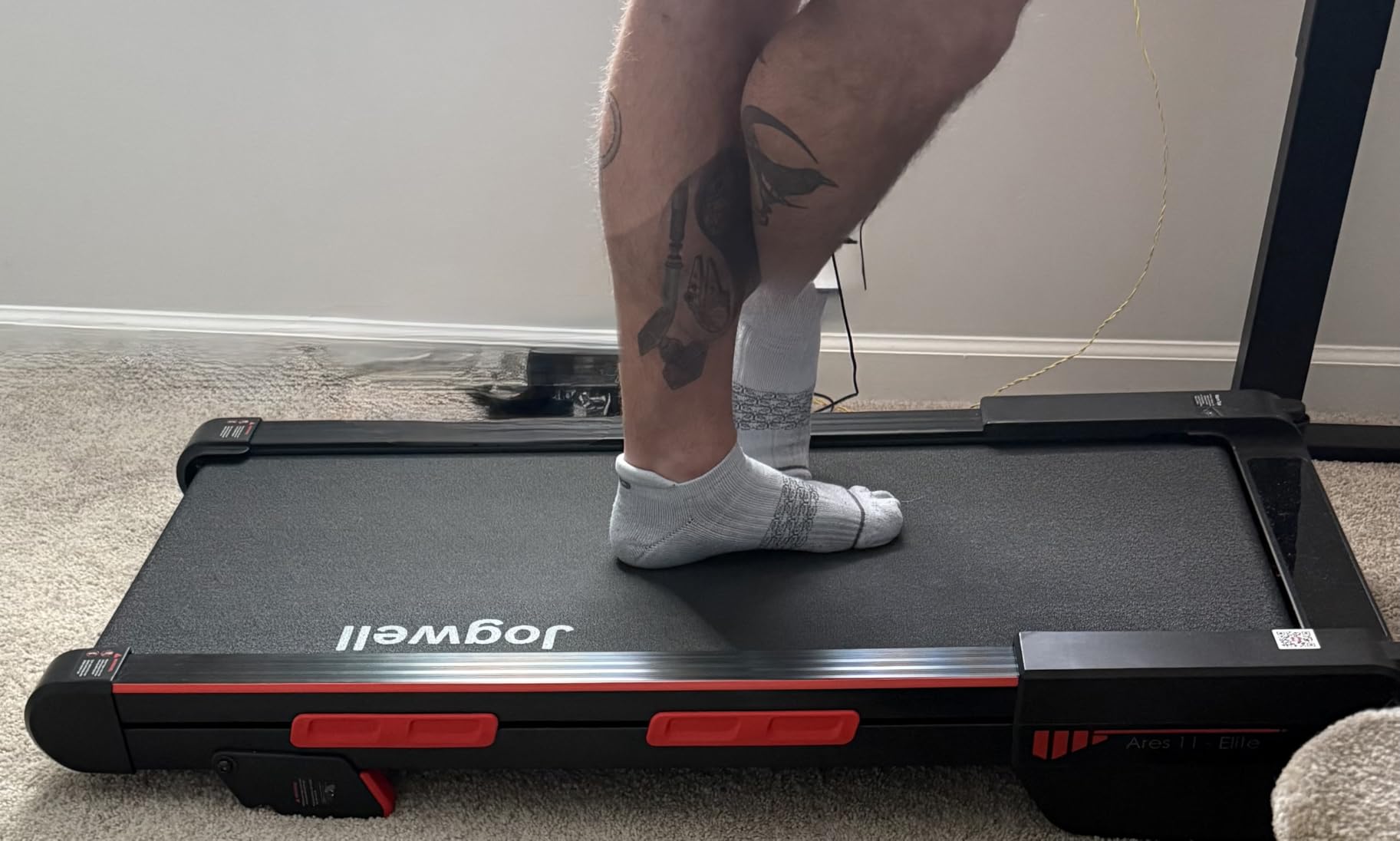 Jogwell Walking Pad Treadmill with 20%/15%/12% Auto Incline, Max 400/350lbs Capacity Treadmills for Home Office Under 35dB, Spacious Running Area, Vertical Storage, 3/3.5HP Brushless, APP customer photo 1