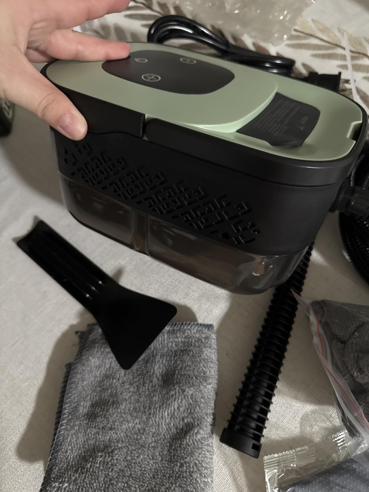 Steam Cleaner, Portable Steamer for Cleaning with 16pcs Accessories, 6-Level Adjustable and 15s Heat-Up, Handheld Steam Cleaner for Home, Tile, Dirt, Grout, Grease, Car Detailing customer photo 2