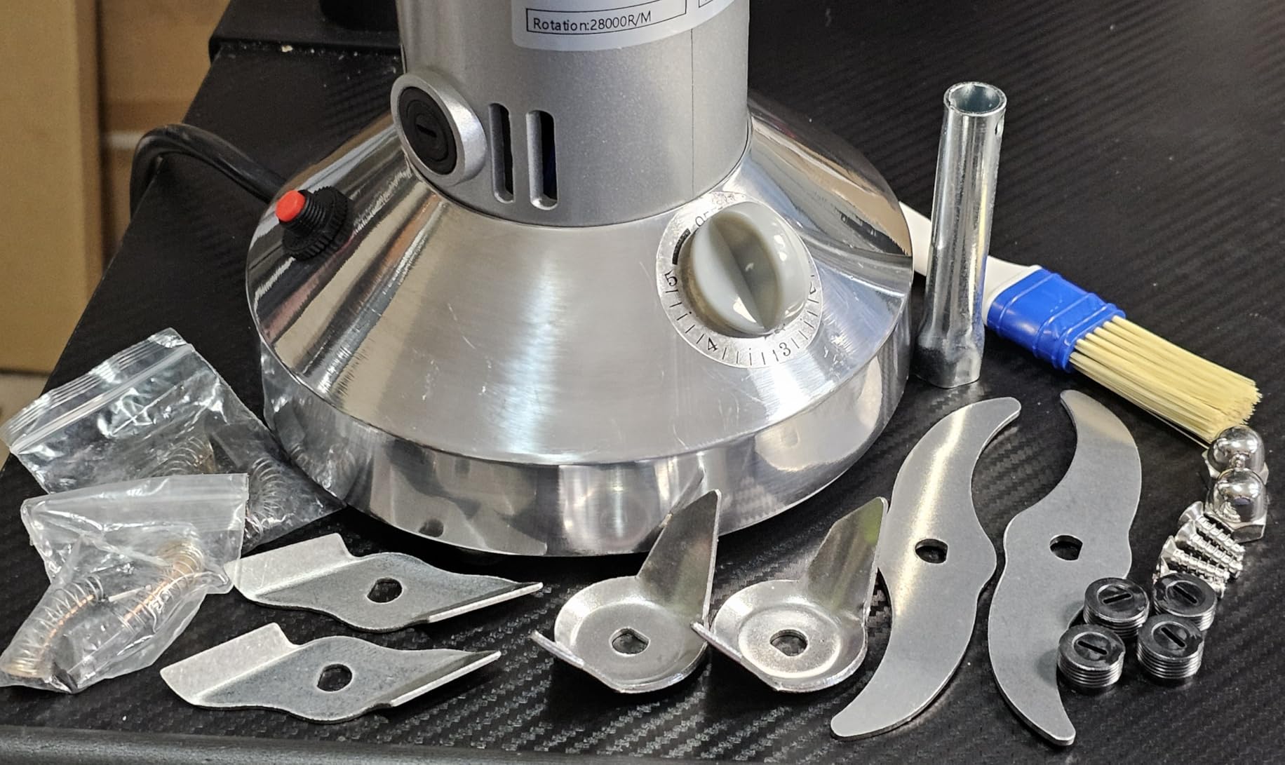 Electric Grain Mill 750g, Flour Grinder Mill Stainless Steel for Home, Counter Grain Grinder for Wheat Berry, Rice, Corn, Herbs, Spices customer photo 1