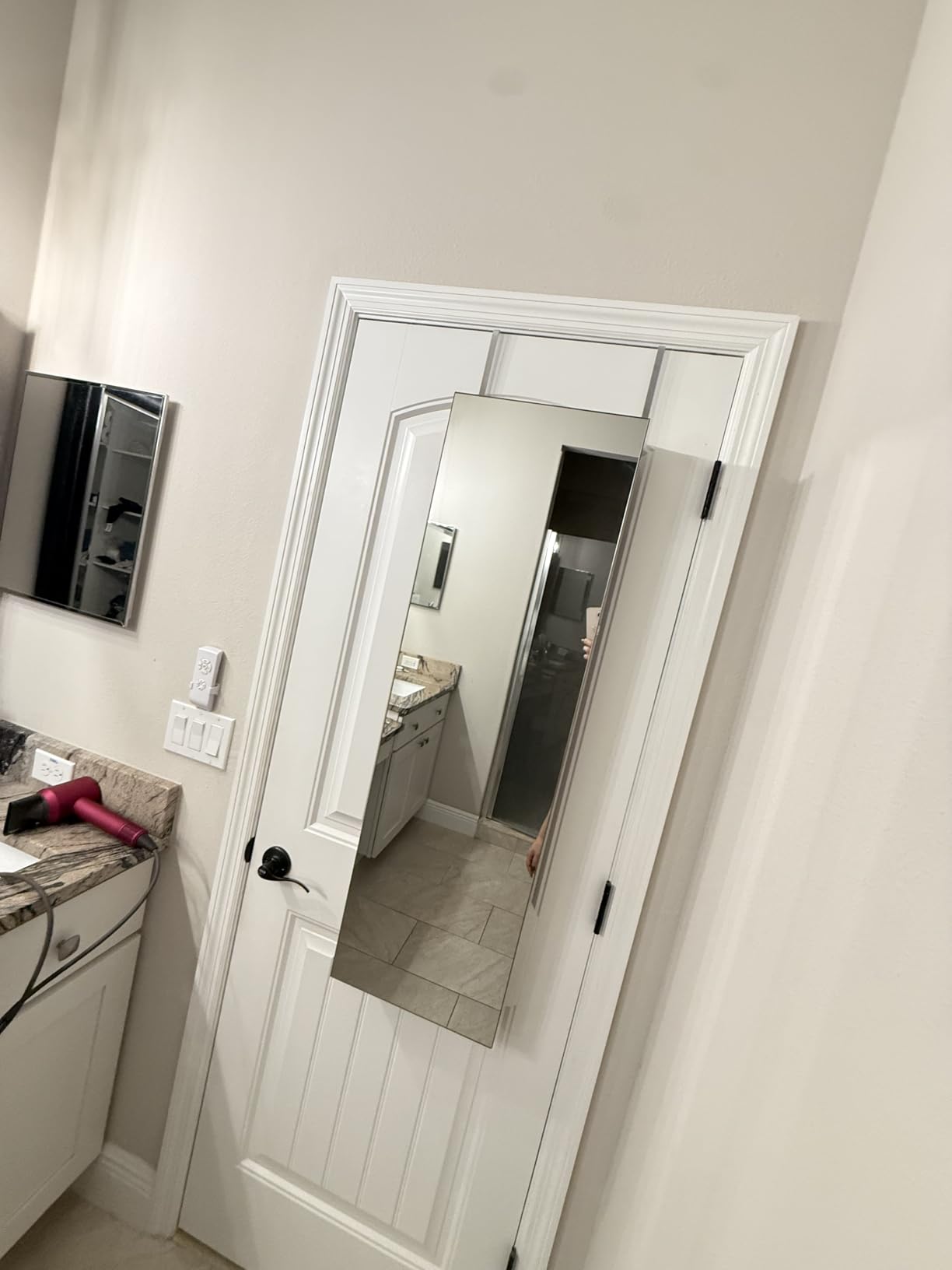 Nicetree Mirror Jewelry Cabinet, Jewelry Armoire with Full Length Mirror, Mirror with Jewelry Storage Wall/Door Mounted, Lockable Jewelry Armoire Organizer, White customer photo 2