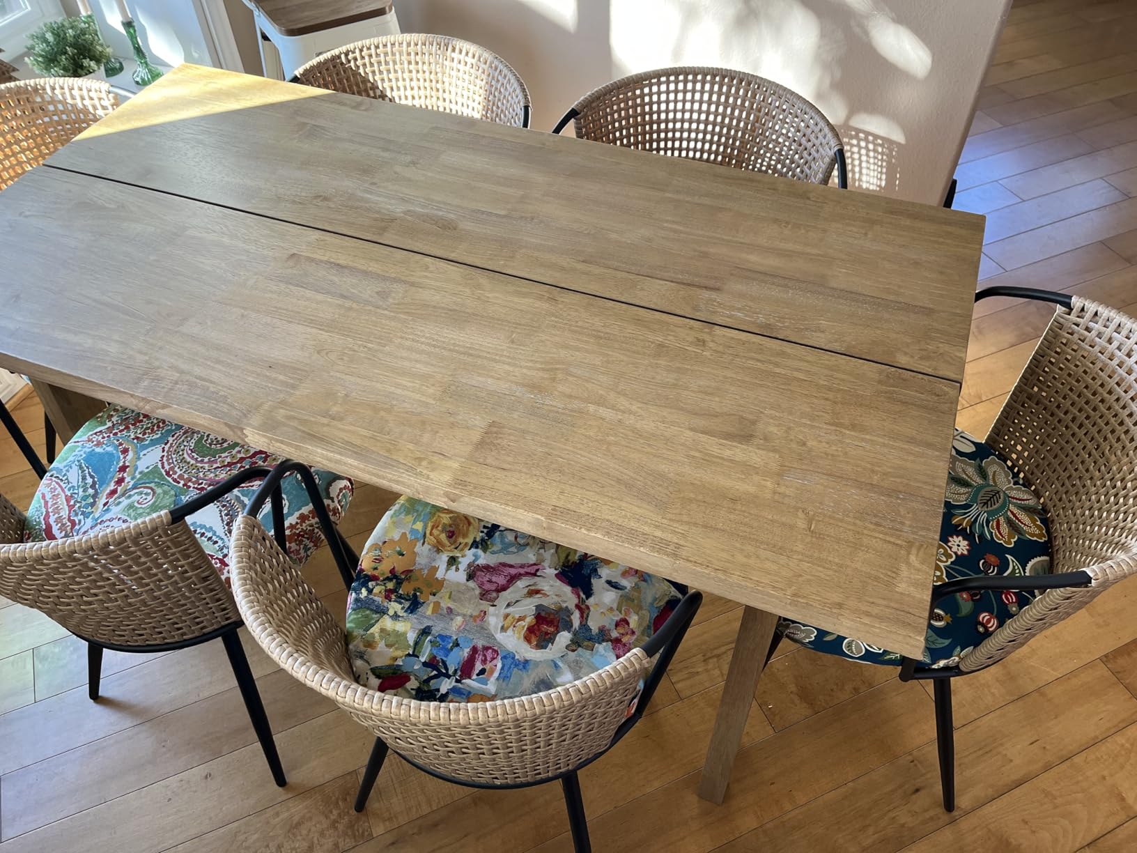 Hevea Premium Solid Wood Extension Dining Table, Expandable Table for 4 to 8 Seats, Adjustable Modern Wooden Dining Furniture (Chairs Sold Separately) customer photo 1