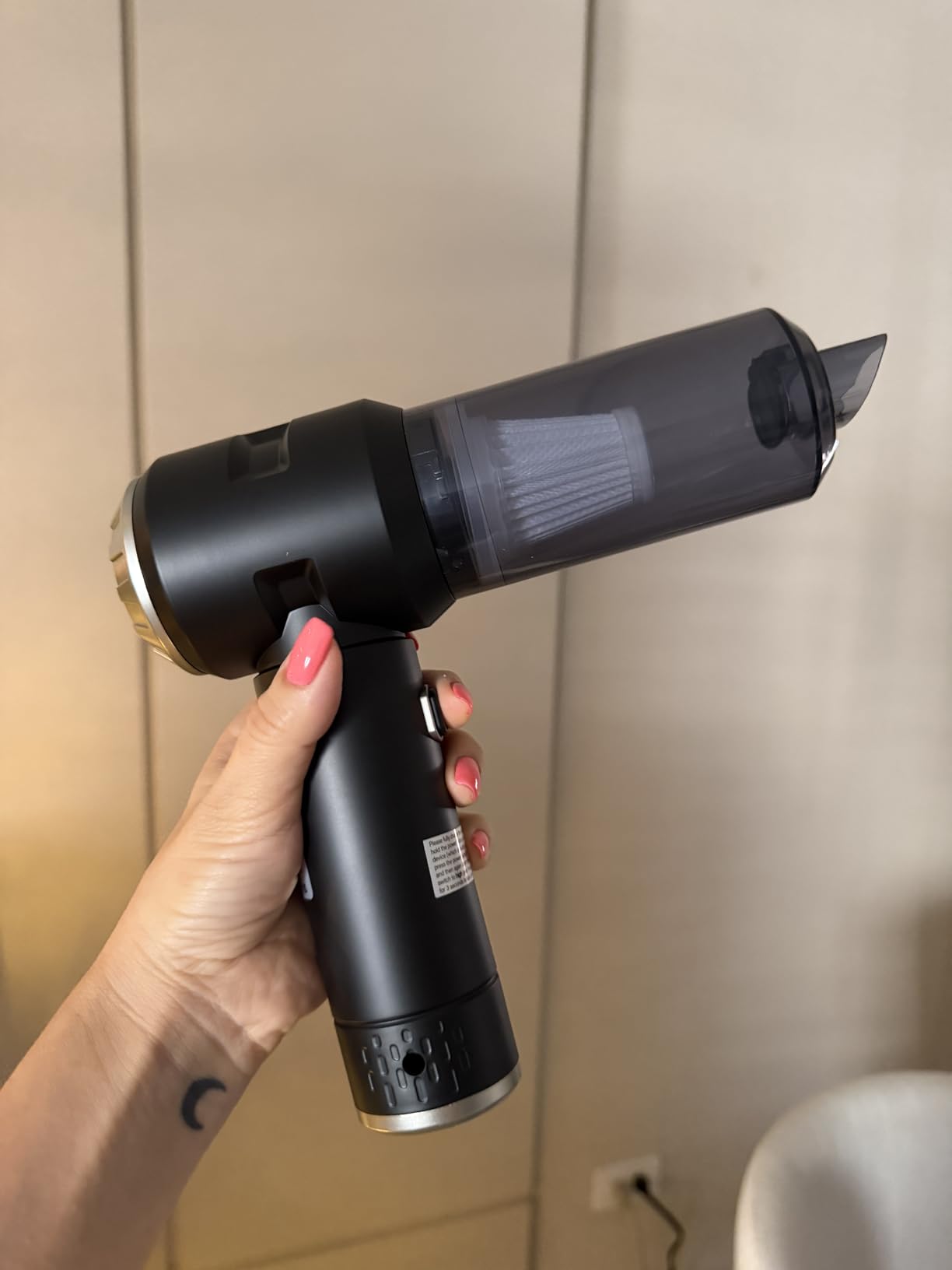 Sycoodeal Handheld Car Vacuum Cleaner, 25000PA Strong Cyclonic Suction Portable Mini Vacuum Cordless with Digital Display Lightweight Handheld for Pet Hair, Car, Home, Office, Kitchen(Silver) customer photo 1