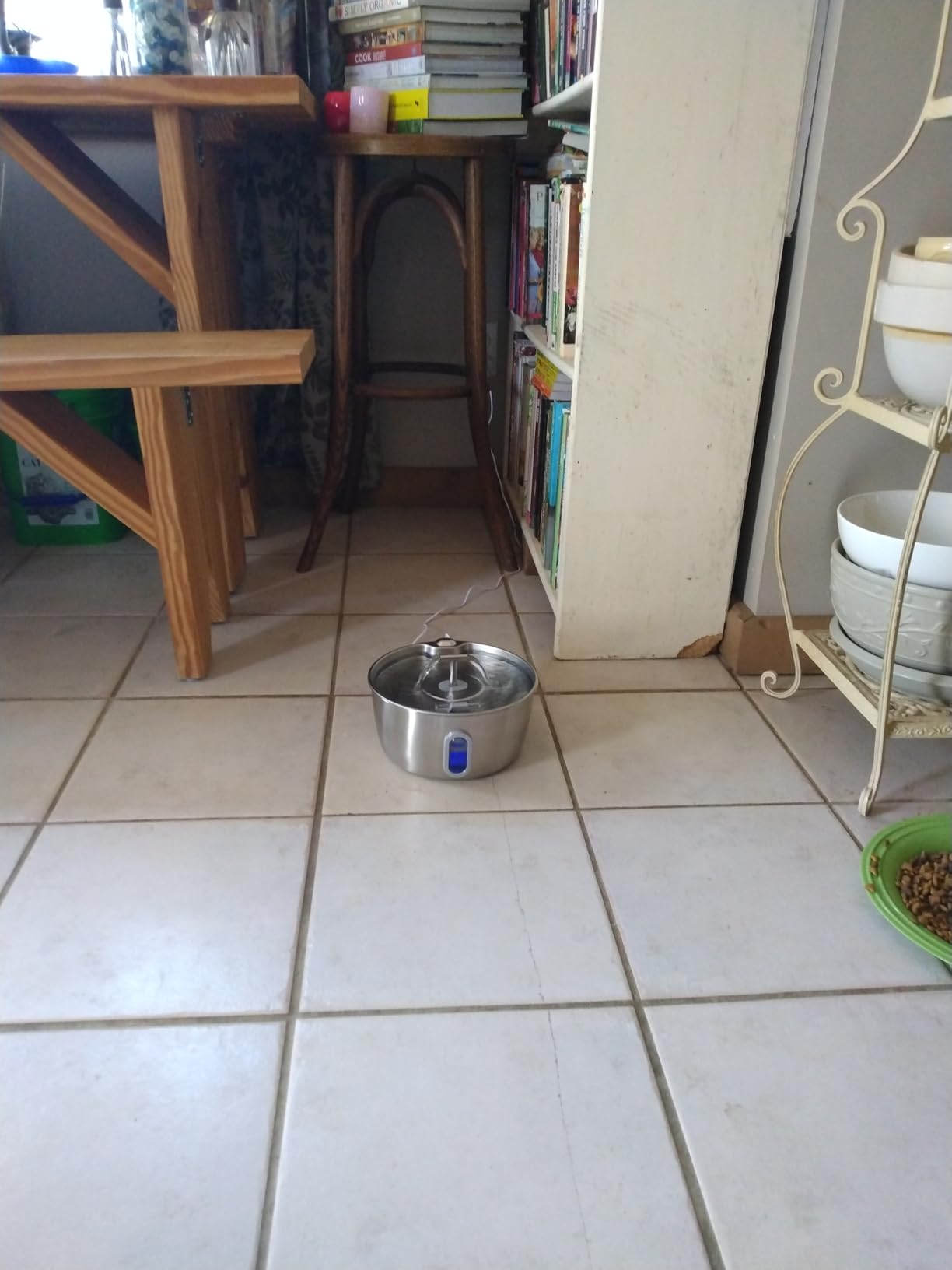 Cat Water Fountain Stainless Steel - 3.2L/108oz Pet Water Fountain for Cats Indoor - Automatic Pet Watering Dispenser (4 Filter) customer photo 1