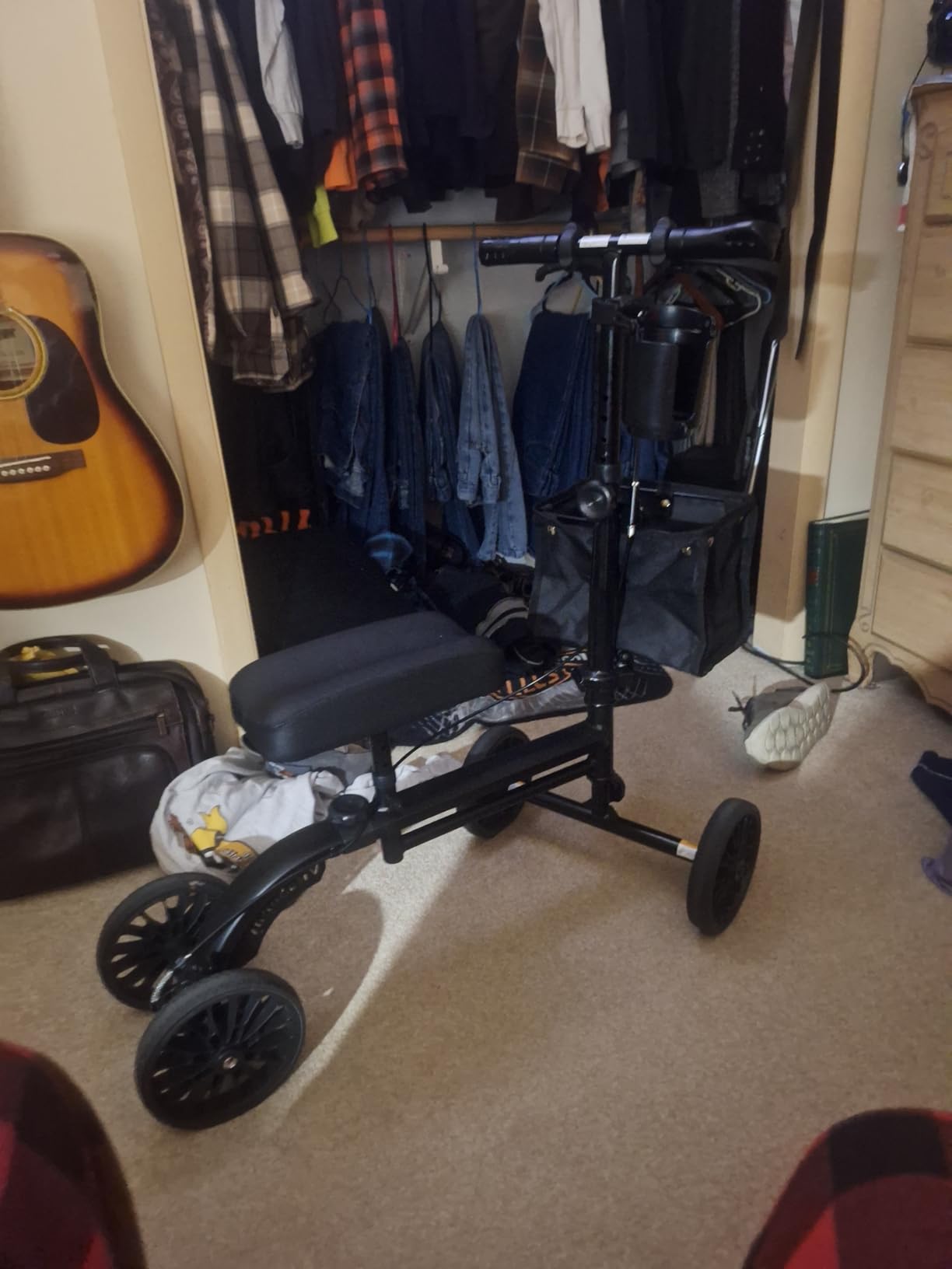 Knee Scooter with Disc Brake, Steerable Knee Walker for Adults,Foldable Rover Scooter forBroken Foot Injured Leg Crutch,Black customer photo 1