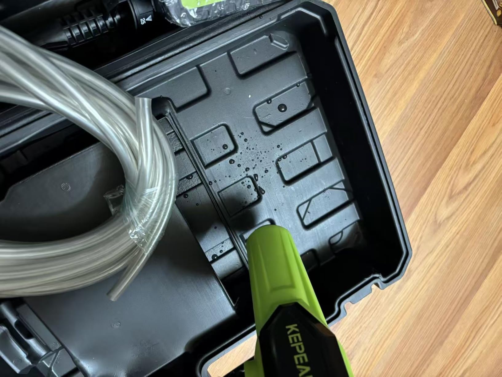 KEPEAK Cordless Pressure Washer, 1450PSI Portable Power Washer with 6-in-1 Nozzle, 21V Hand Held Pressure Washer with 2 Batteries, Electric Power Cleaner for Car, Garden, Home customer photo 1