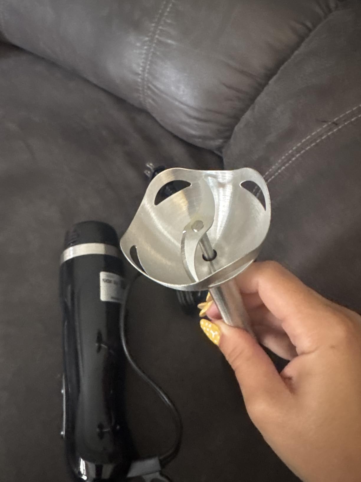 Immersion Blender Handheld, Corded Electric Blenders Portable Stick Mixer with 2 Mixing Speed and Stainless Steel Blades Emulsifier for Effortless Blending Soup, Smoothies, Puree or Baby Food customer photo 1