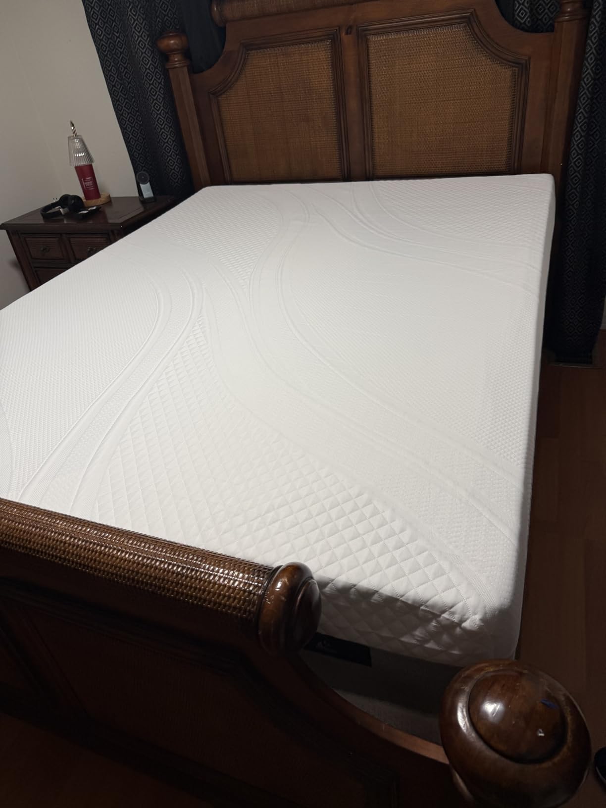 Novilla Bliss Cooling King Mattress, 12 Inch Gel-Infused Memory Foam Mattress King Size in a Box with Cool-Touch Nylon Cover, Pressure Relief & Body Support with CertiPUR-US Certified Foam customer photo 1