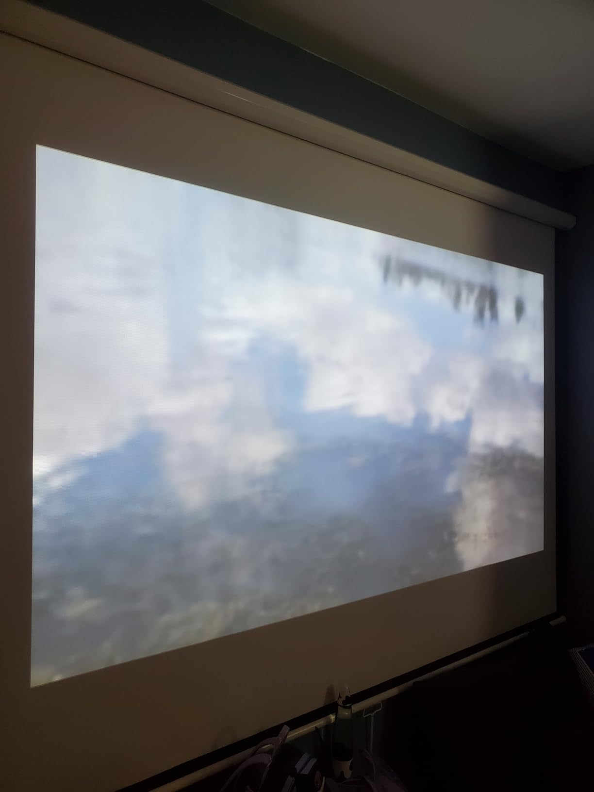 WXGA Business Projector (MW560C) - DLP - 4,000 Lumens High Brightness - 20,000:1 High Contrast Ratio - HDMI, VGA - Auto Keystone Correction - Simple Setup - SmartEco Technology customer photo 1