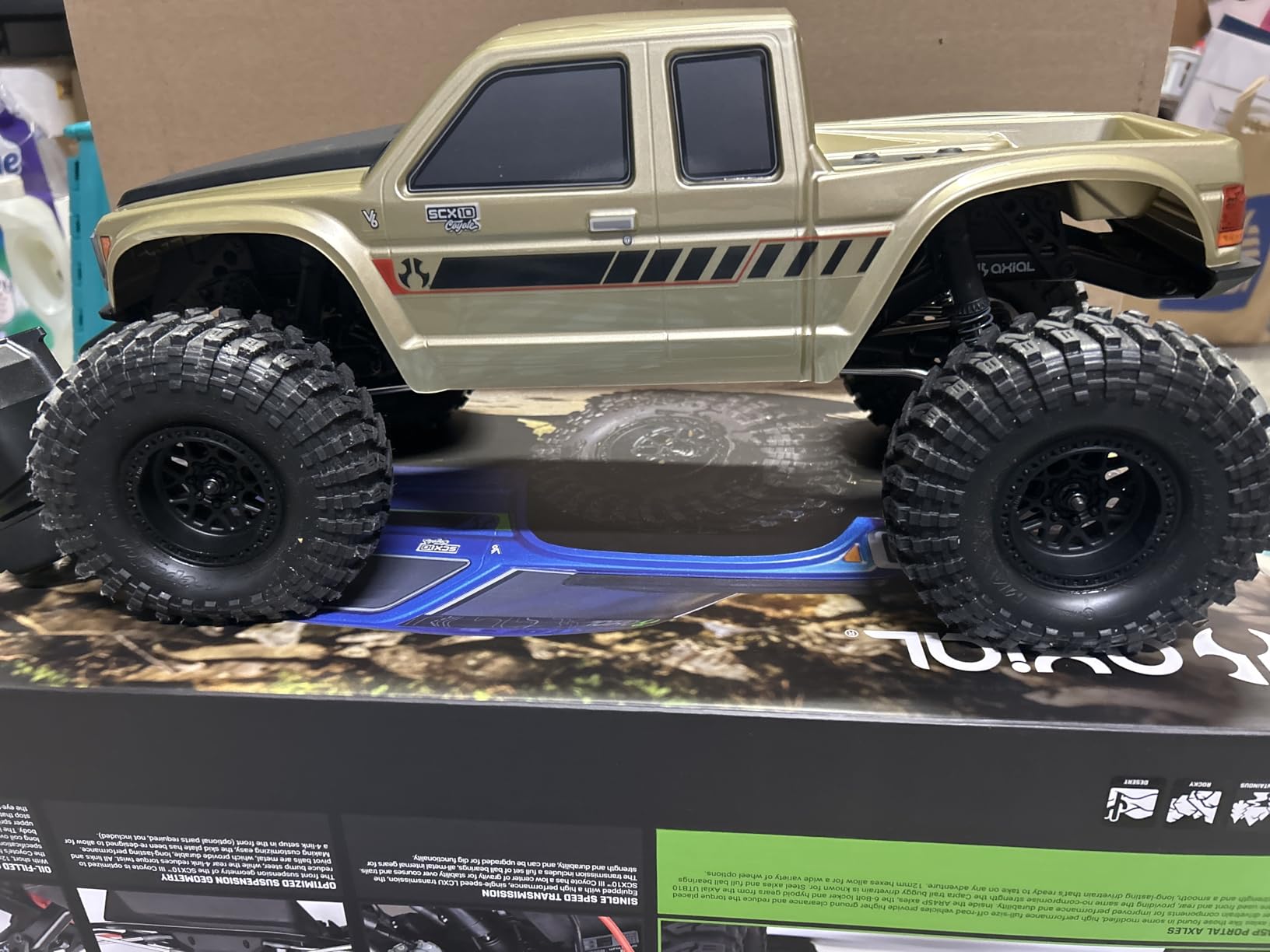 Axial RC Truck SCX10III Coyote: 1/10 4WD RTR with Battery and Charger, Brushed Rock Crawler, Gold, AXI-3071 customer photo 1