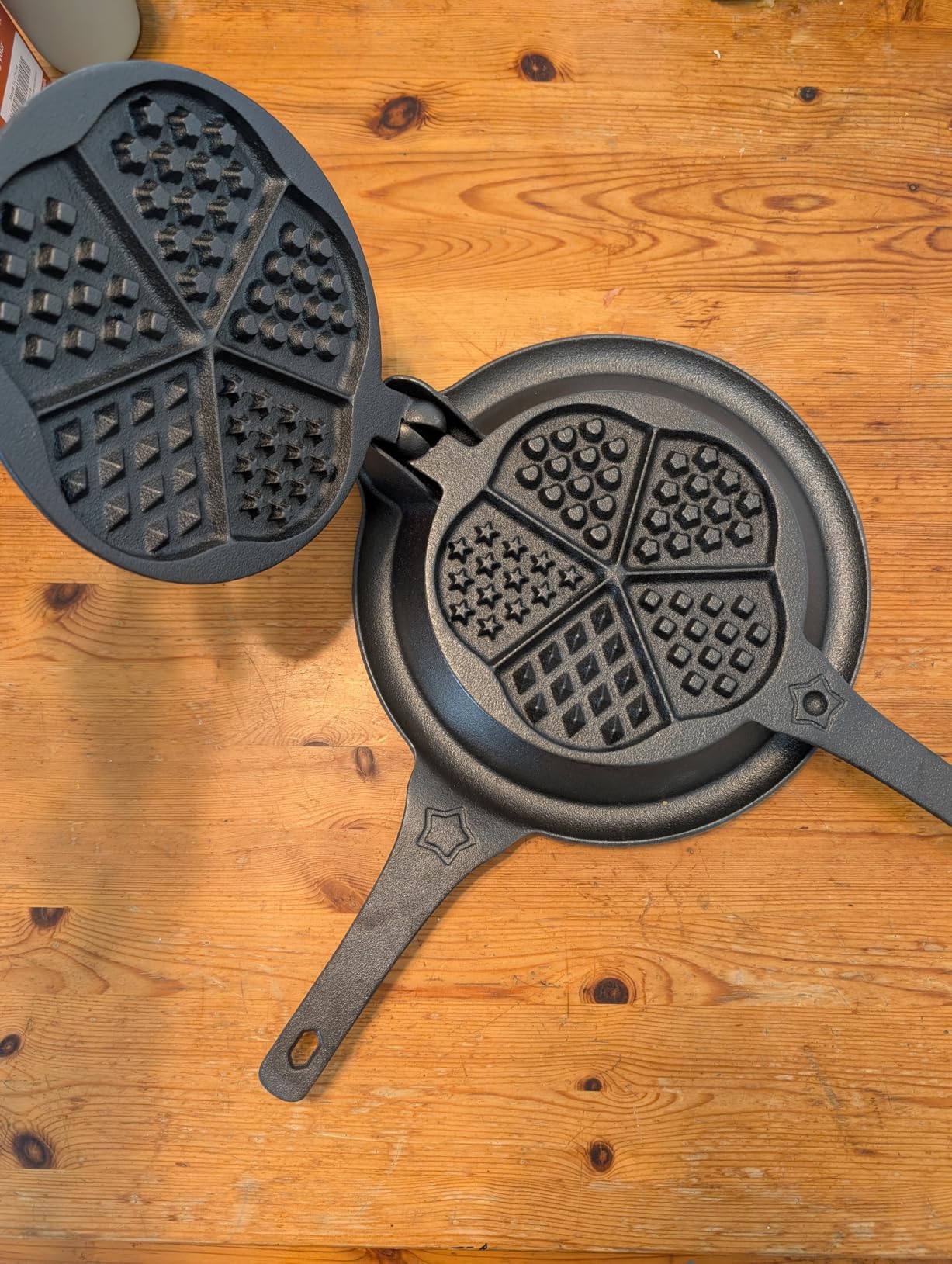 Cast Iron Waffle Maker Stove Top, American Waffle Maker Pre-Seasoned, 5-in-1 Shape Designs customer photo 1