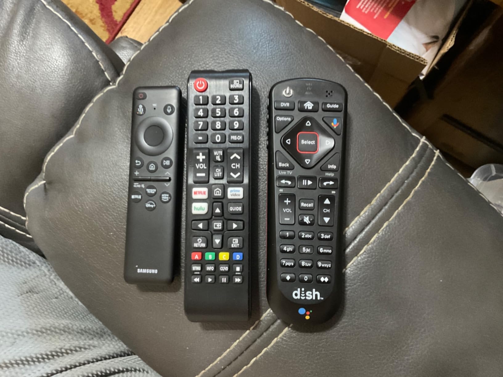 Universal-TV-Remote-Control for Samsung/LG/Vizio/TCL/Hisense/Sony/Philips/Roku Smart TVs customer photo 2