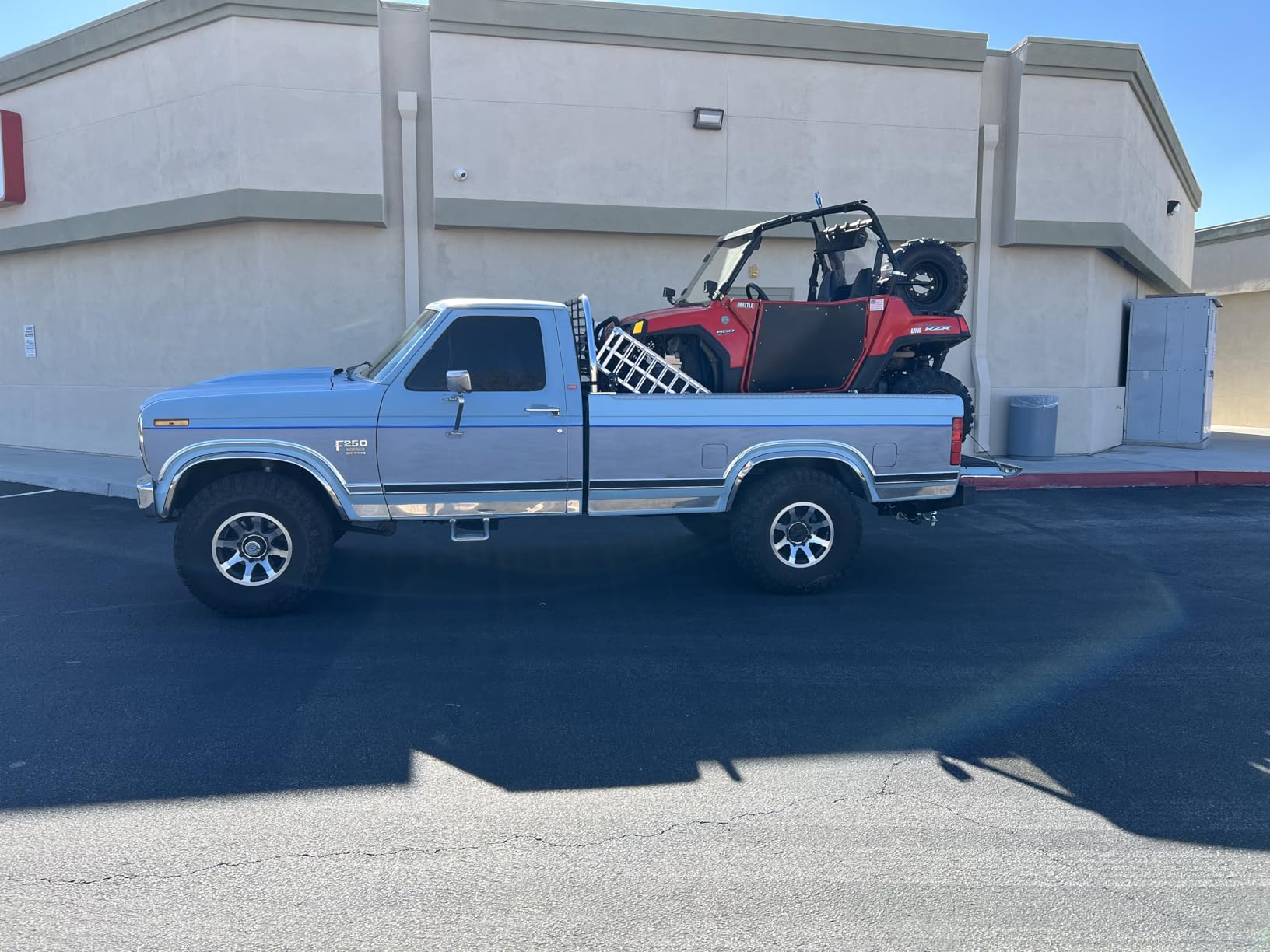 7.5FT Aluminum Loading Ramps, 1800 lbs Max Capacity, Folding Ramps for Pickup Truck & Trailer with Load Straps, for ATV, UTV, Lawn Mower, Tractor, 90