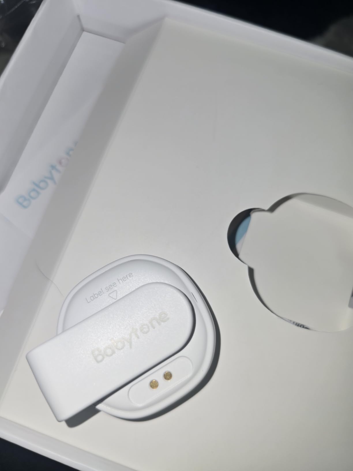 Babytone Smart Baby Monitor - Baby Breathing Monitors with Rollover & Overheating Alarms, Long Battery Life, Real-Time Temperature Tracking, Free App for Infants & Newborns 0-24 Months (Sleep Clip) customer photo 2