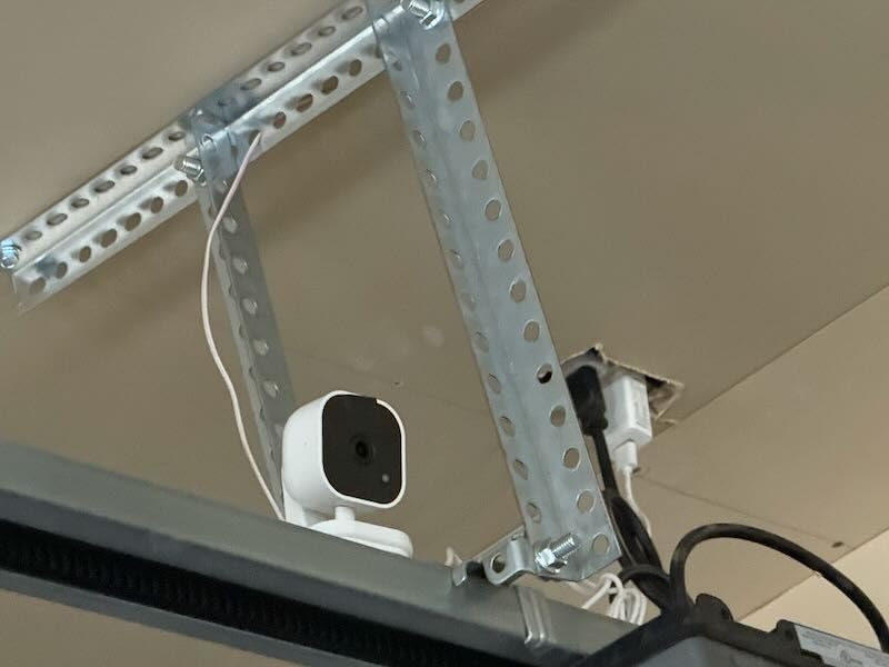 myQ Garage Plug-in Camera Gen 2 - 2K Smart Wi-Fi Garage Camera with Night Vision, Wide-Angle Lens, 2-Way Audio, Magnetic Base & Motion Alerts, App Control - Compatible with Your Garage Door Opener customer photo 1