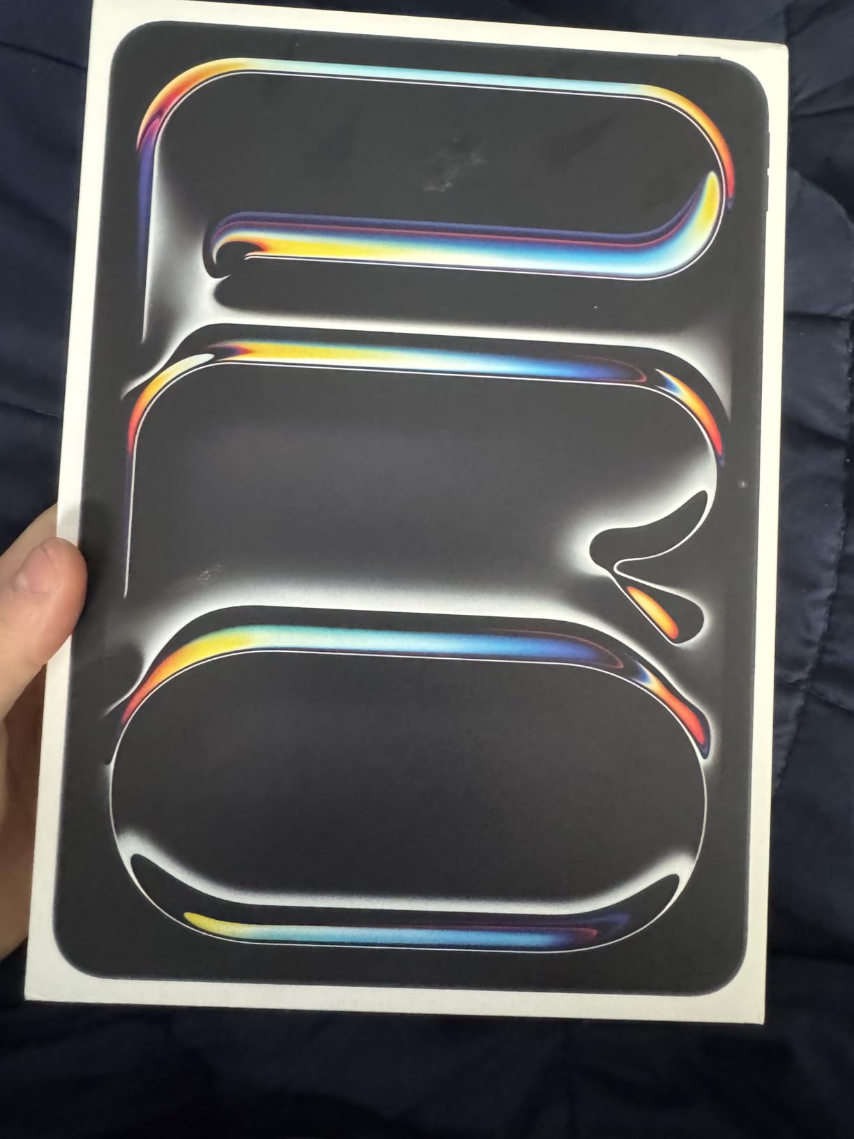 iPad Pro 11-inch (M5): Ultra Retina XDR Display, 512GB, Landscape 12MP Front Camera/12MP Back Camera, LiDAR Scanner, Wi-Fi 7 with Apple N1, Face ID, All-Day Battery Life - Space Black customer photo 2