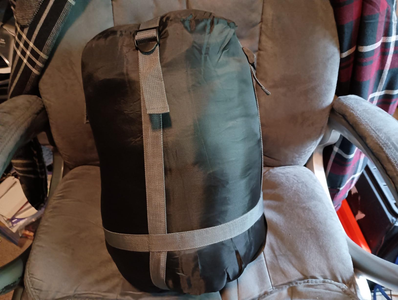 tuphen Heated Sleeping Bag Pad - 3 Adjustable Temperature Levels with 5 Heating Zones, Multi USB Power Supported, Electric Sleeping Bag Liner Heater for Cold Weather Camping Backpacking or Hiking customer photo 2