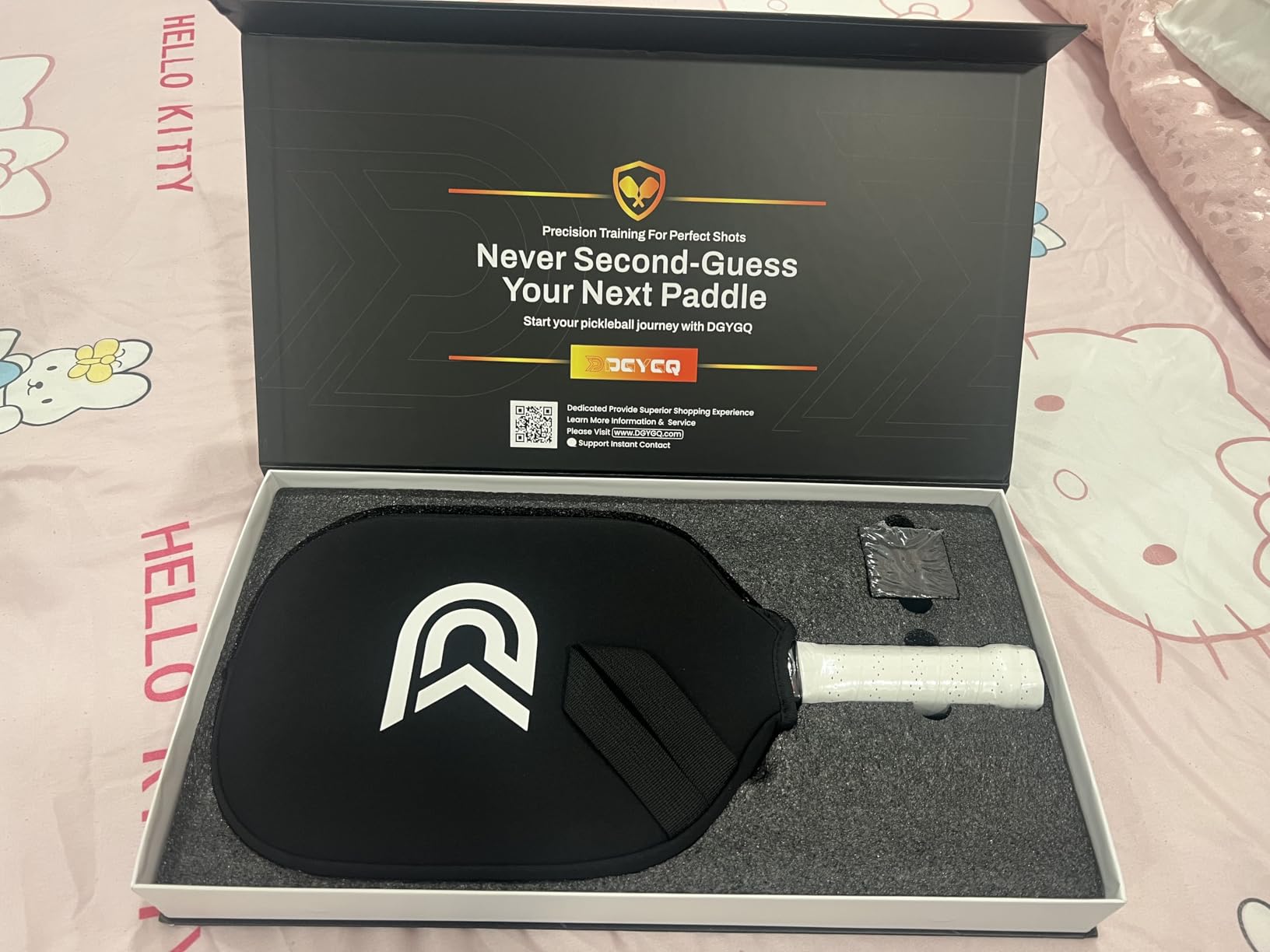 Pickleball Paddles, Carbon Fiber Pickleball Paddle with Polypropylene Honeycomb Core, Increased Power for Ultimate Spin & Consistency customer photo 1