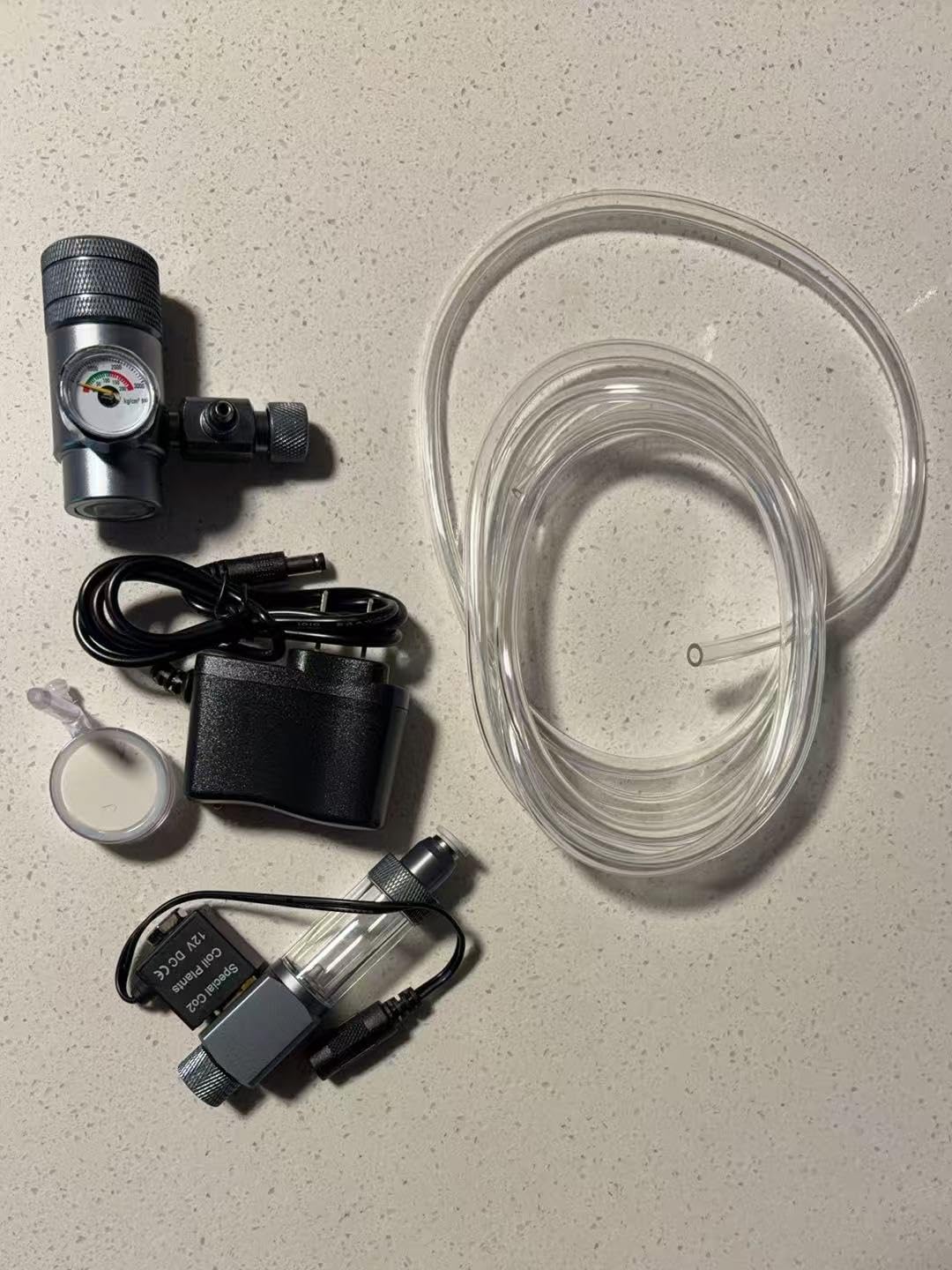FZONE Aquarium CO₂ Regulator, Aquarium CO₂ System Mini Kit with Diffuser, Upgraded DC Solenoid and Bubble Counter Check Valve, for Establishing CO₂ System in Aquatic Plant Tank customer photo 1