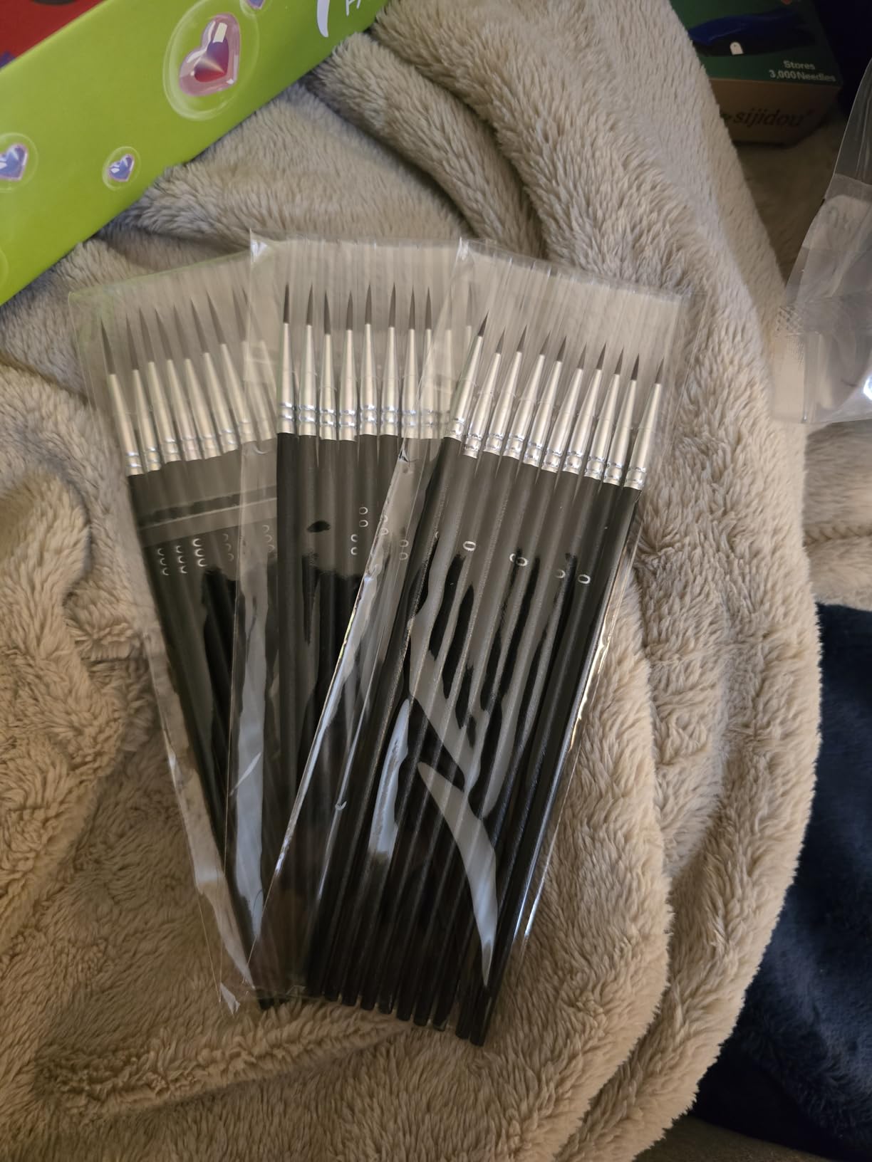 Moon Roses 30 Pcs Miniature Detail Paint Brush Set, 3rd Generation Tiny Liner Brushes, 3 Sizes (0, 00, 000) Fine Tip Paint Brush for 40K Model Crafts, Watercolor Acrylics Oil & Nail Painting customer photo 2