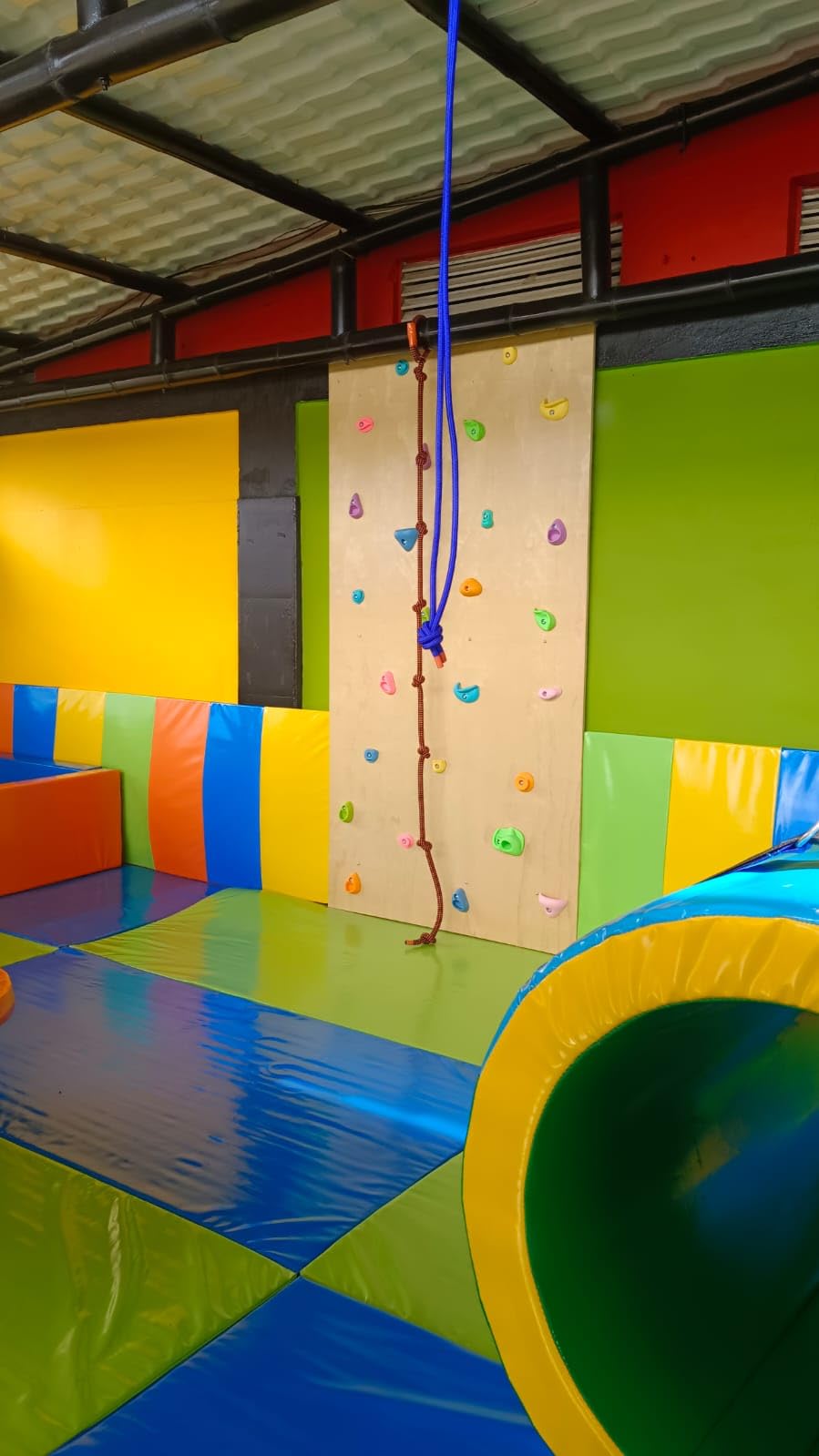 36 PCS Rock Climbing Holds for Kids,Rock Climbing Wall Grips Climbing Rocks Wall Kit for Indoor and Outdoor Playground Play Set with Hardware customer photo 2