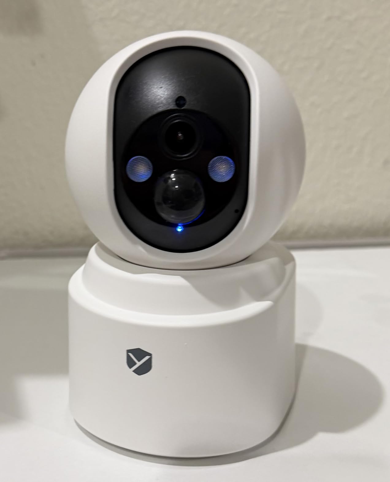 Battery Powered Indoor Camera Wireless, PTZ Pet Camera with 6000mAh Rechargeable, Dual-Band WiFi, 2.5K 4MP Color Night Vision, SD/Cloud Storage, 2-Way Audio, APP Remote, Cat/Dog/Kids/Home Monitoring customer photo 2